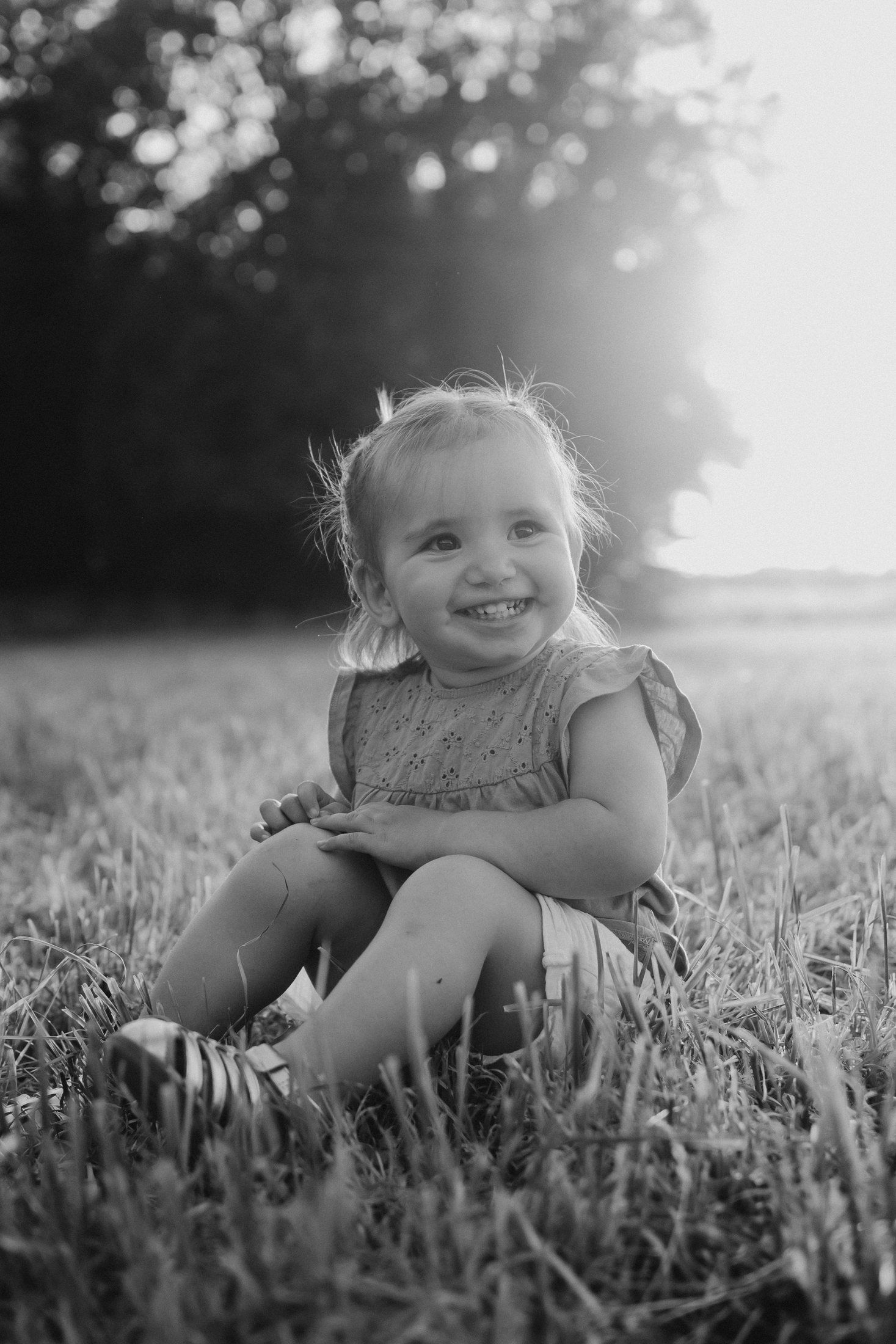 Famille photographiée au coucher du soleil en Haute-Vienne