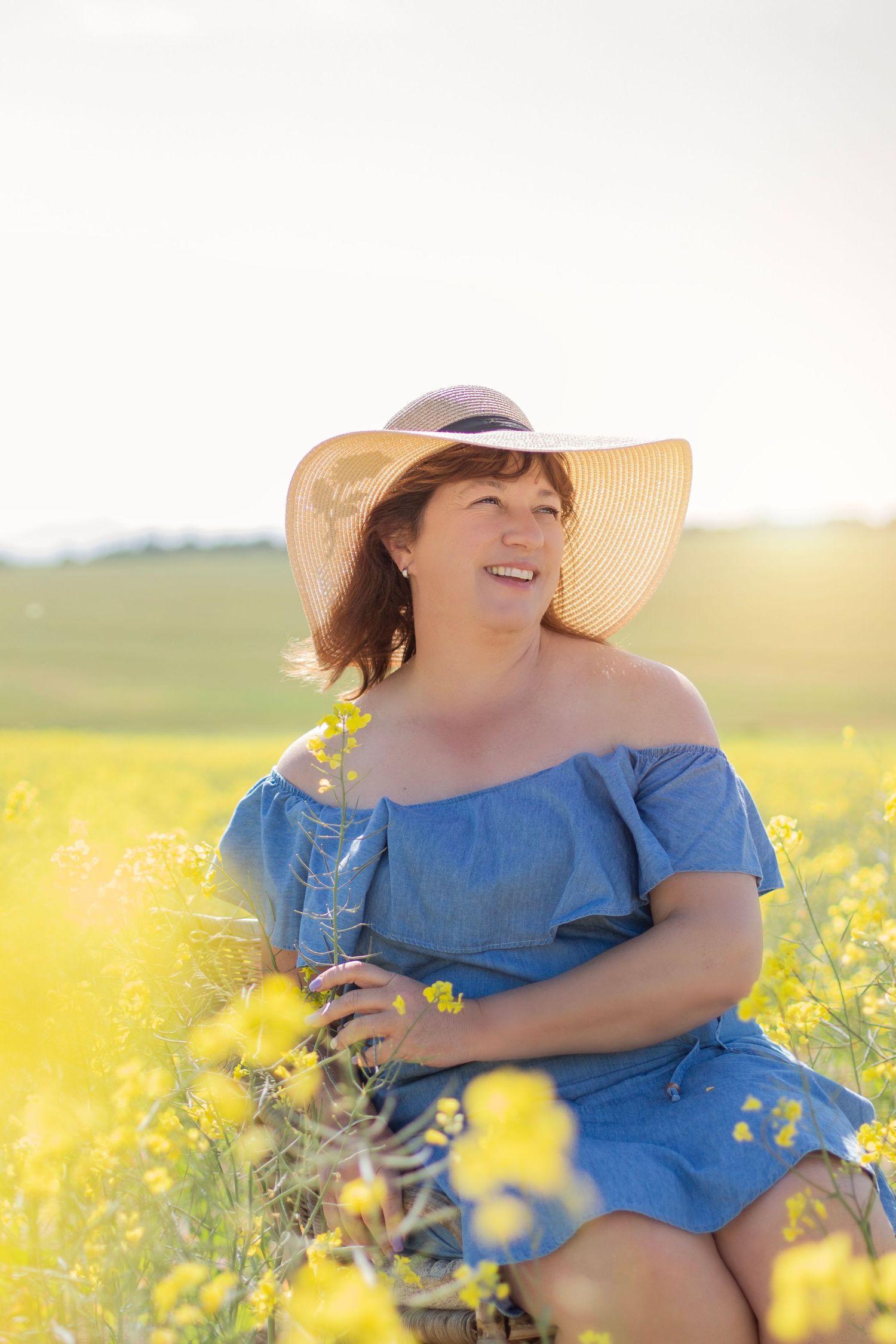 Cape Town lifestyle photographer Chanelle Gordon captures authentic, warm, and candid moments. Specializing in family, couples, matric