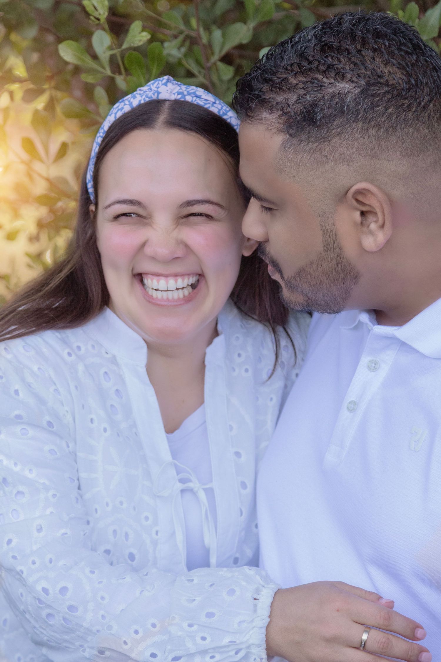 Cape Town lifestyle photographer Chanelle Gordon captures authentic, warm, and candid moments. Specializing in family, couples, matric.