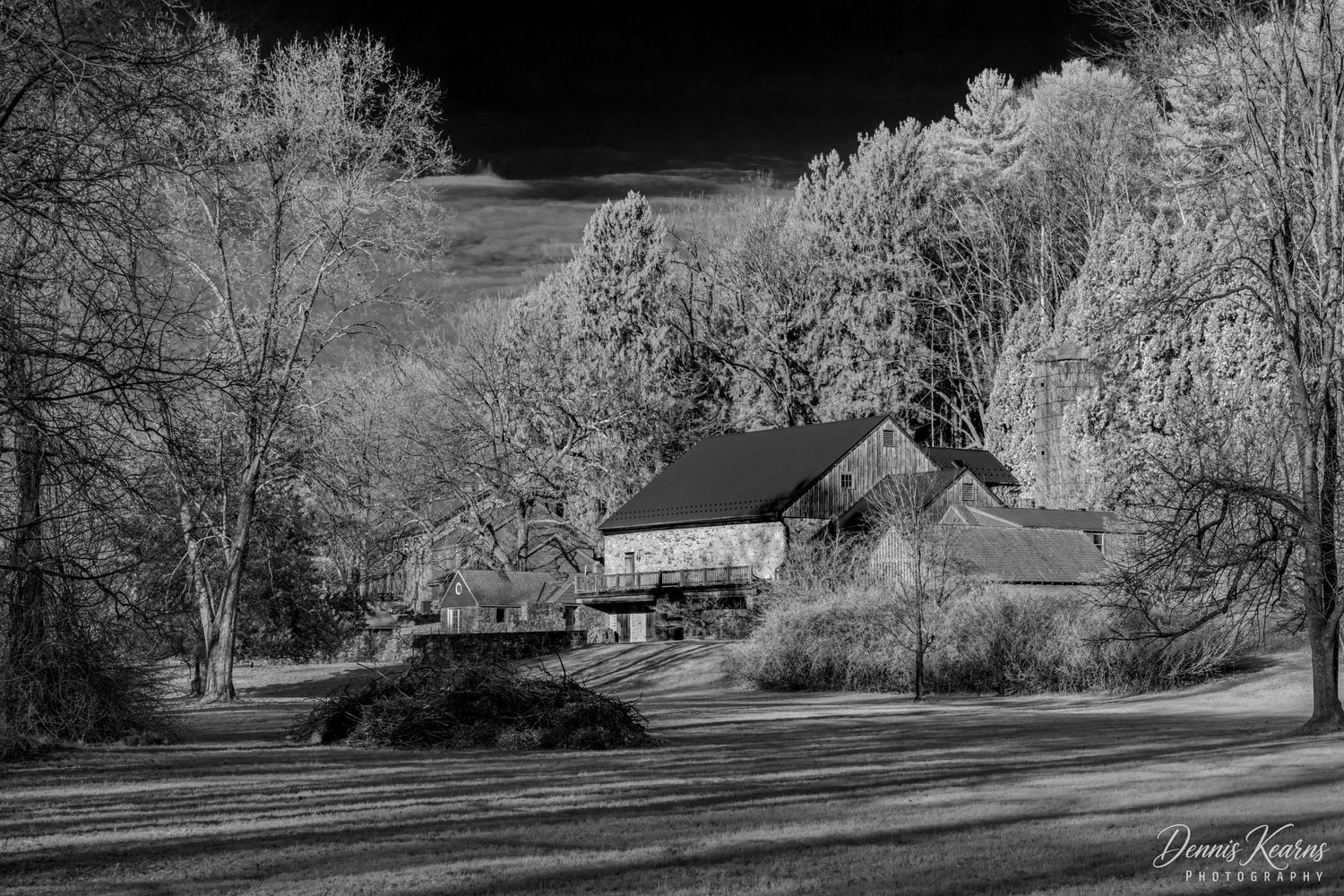 An english style stone Barn found in Glenmoore PA.
Captured in infrared and converted to infrared