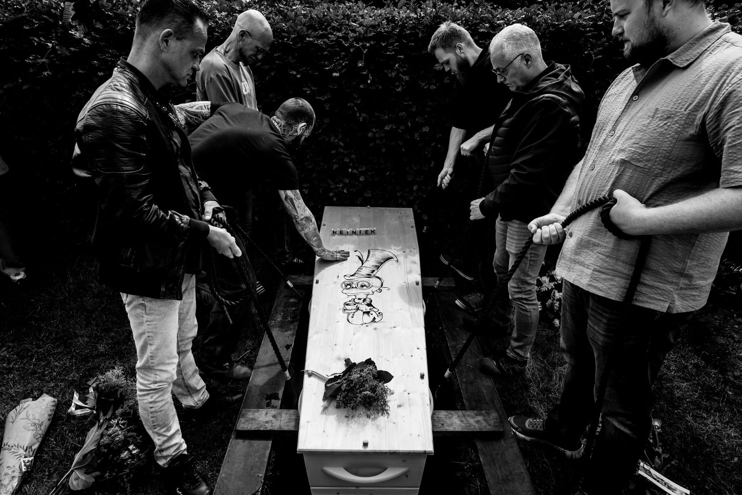 uitvaartfotograaf
afscheidsfotograaf
rouwfotografie
uitvaart reportage
afscheidsreportage
foto’s van de uitvaart
herinneringen na de uitvaar