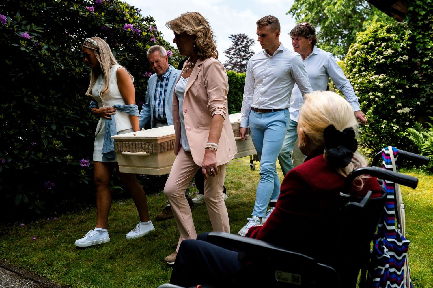 uitvaartfotograaf
afscheidsfotograaf
rouwfotografie
uitvaart reportage
afscheidsreportage
foto’s van de uitvaart
herinneringen na de uitvaar