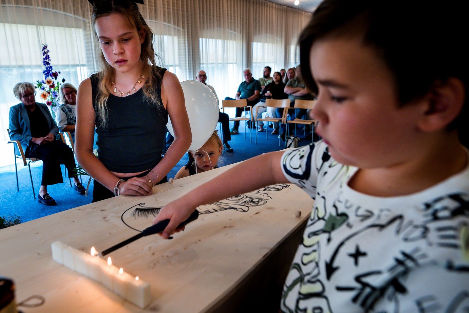 uitvaartfotograaf
afscheidsfotograaf
rouwfotografie
uitvaart reportage
afscheidsreportage
foto’s van de uitvaart
herinneringen na de uitvaar