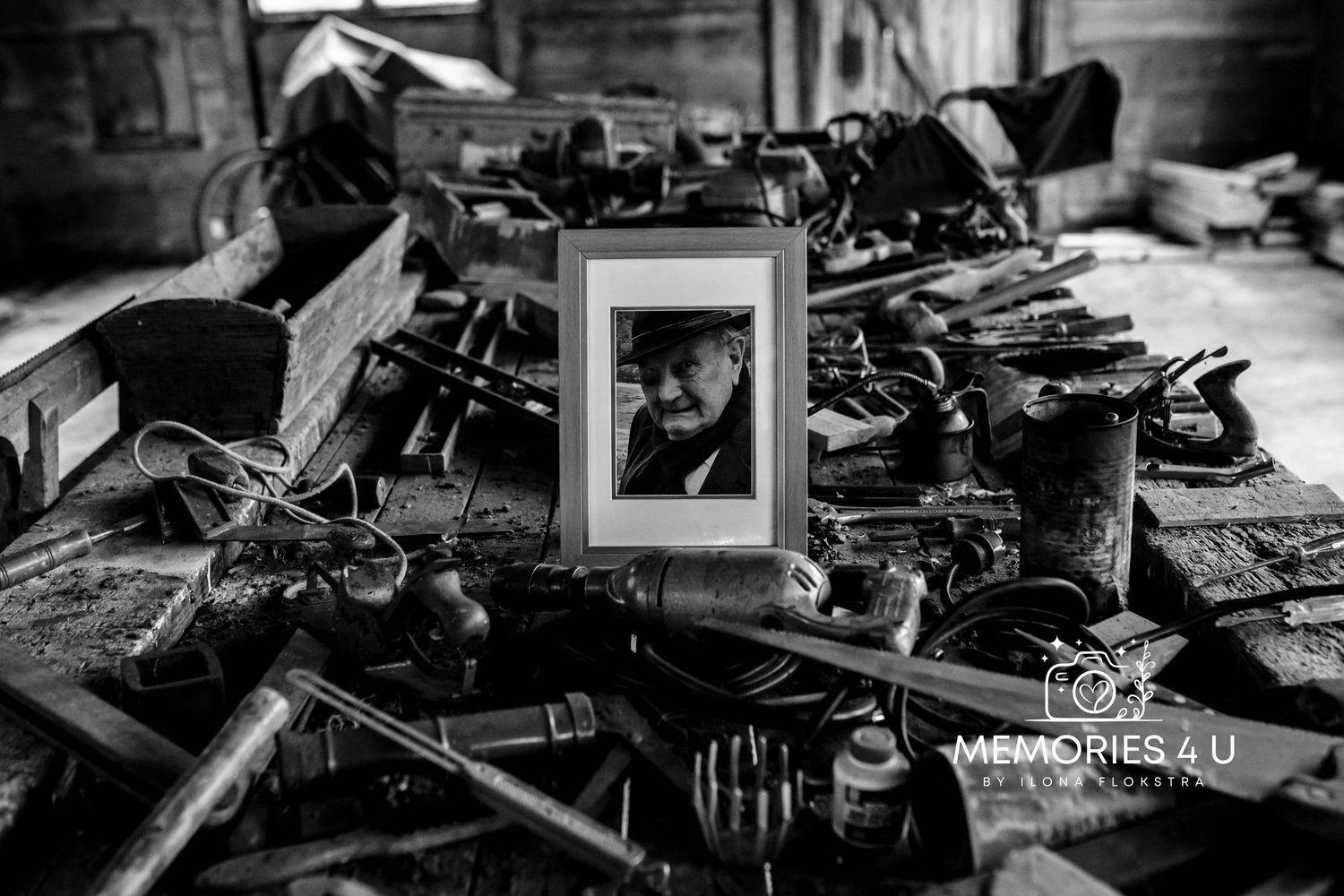 uitvaartfotograaf
afscheidsfotograaf
rouwfotografie
uitvaart reportage
afscheidsreportage
foto’s van de uitvaart
herinneringen na de uitvaar