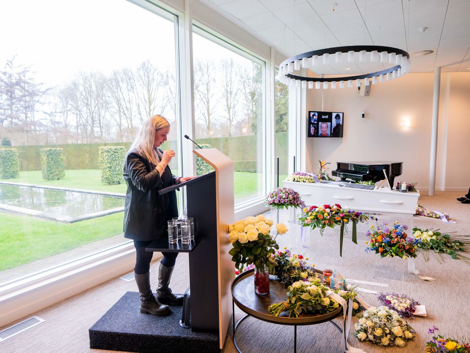 uitvaartfotograaf
afscheidsfotograaf
rouwfotografie
uitvaart reportage
afscheidsreportage
foto’s van de uitvaart
herinneringen na de uitvaar