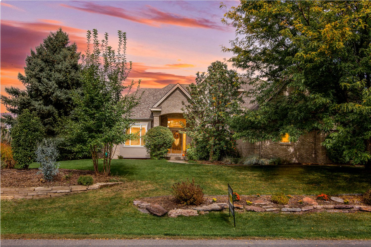 Northern Colorado,  twilight real estate photographer, home on the market in greeley Colorado