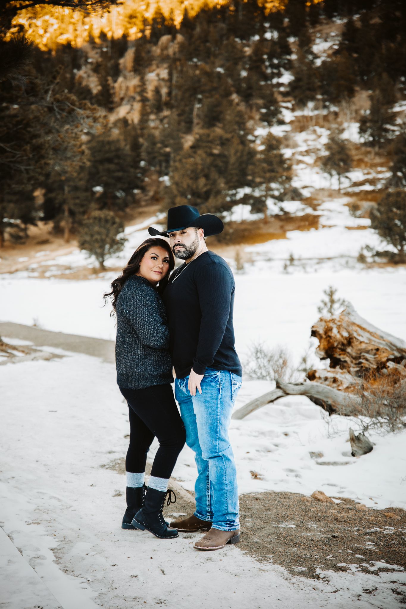 portrait session in Northern Colorado by photographer Liz Rivas of Illuminating Images.