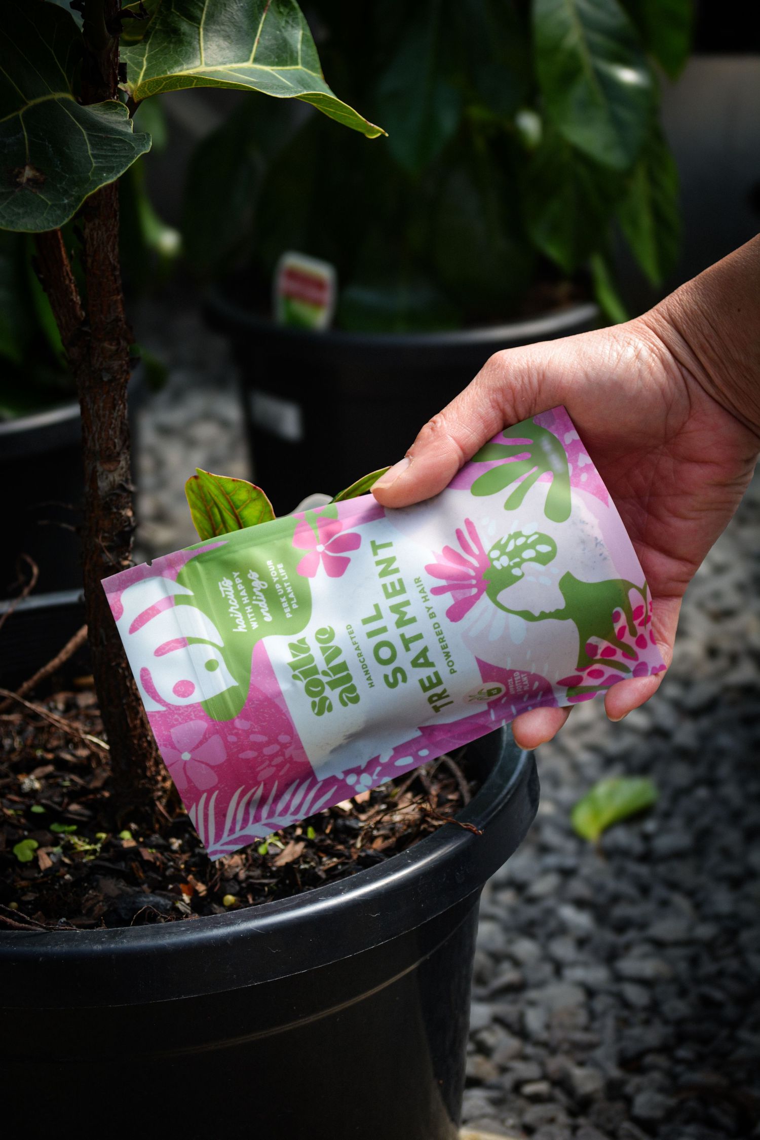 Soilz Alive. Plant treatment made with real hair.
