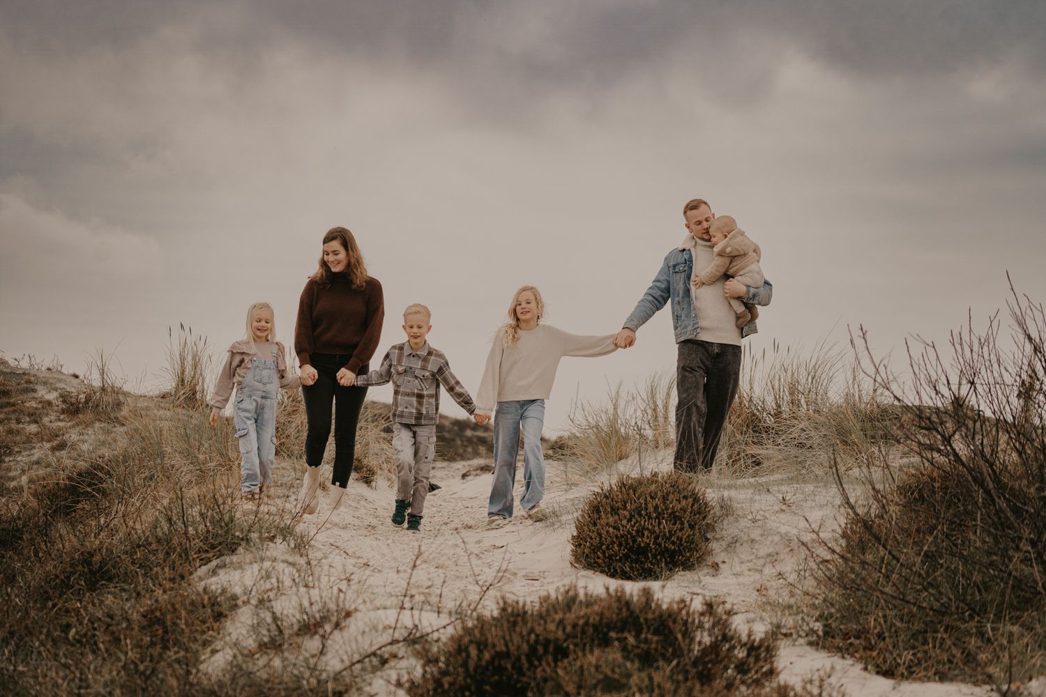 Familieshoot in duinen bij Hargen aan zee