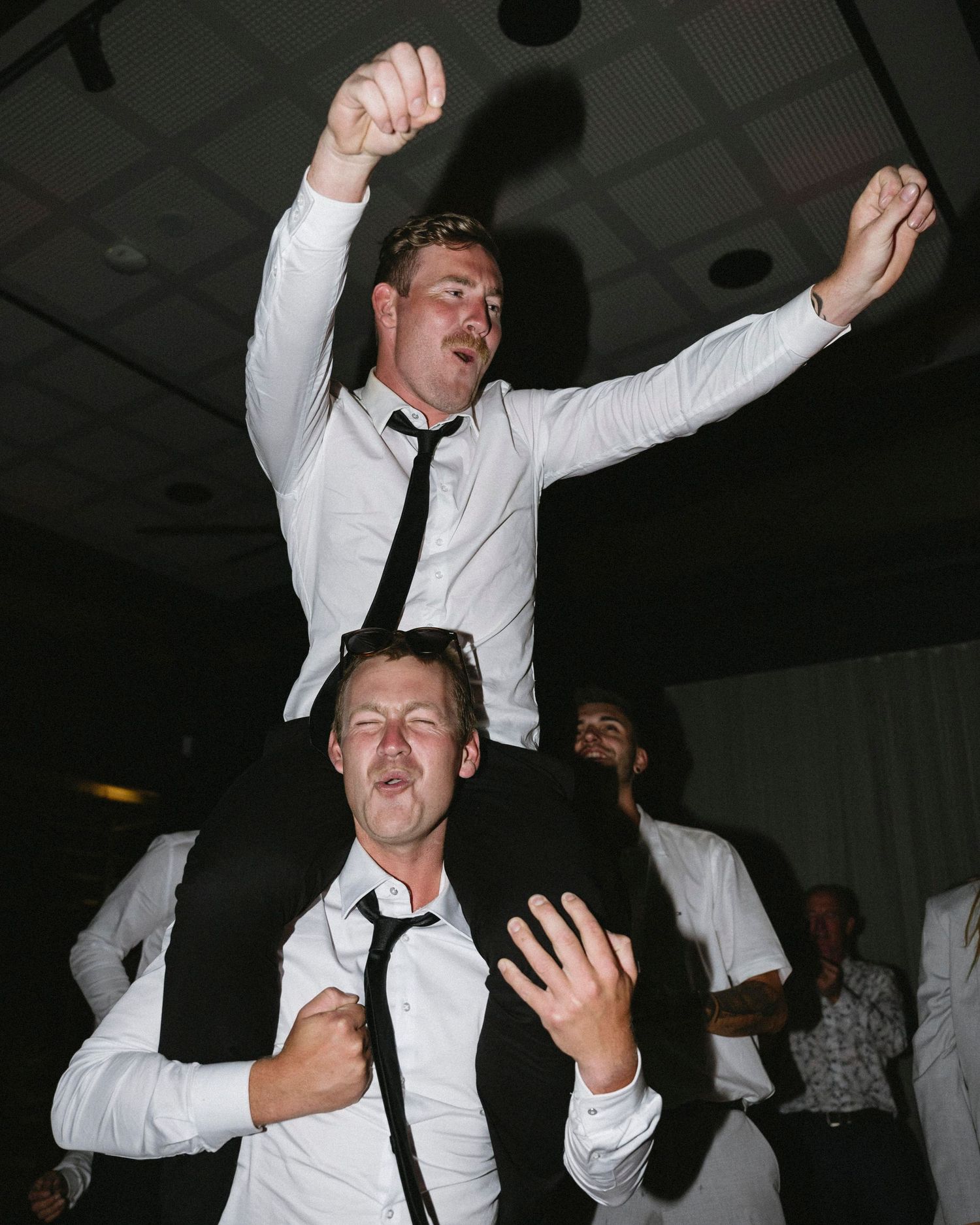 wedding reception photo by Darwin wedding photographer – Weddings by Shiv