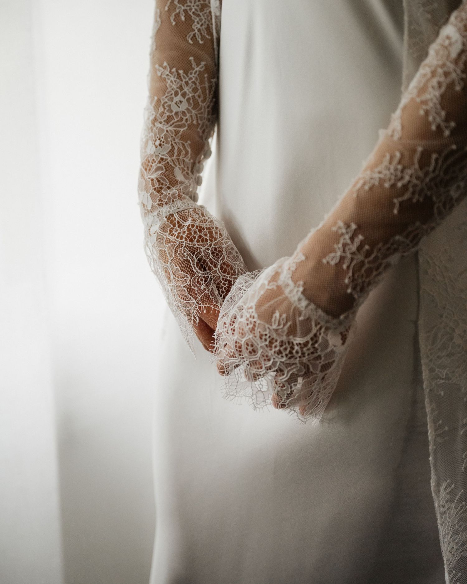 Candid wedding photographer Victoria