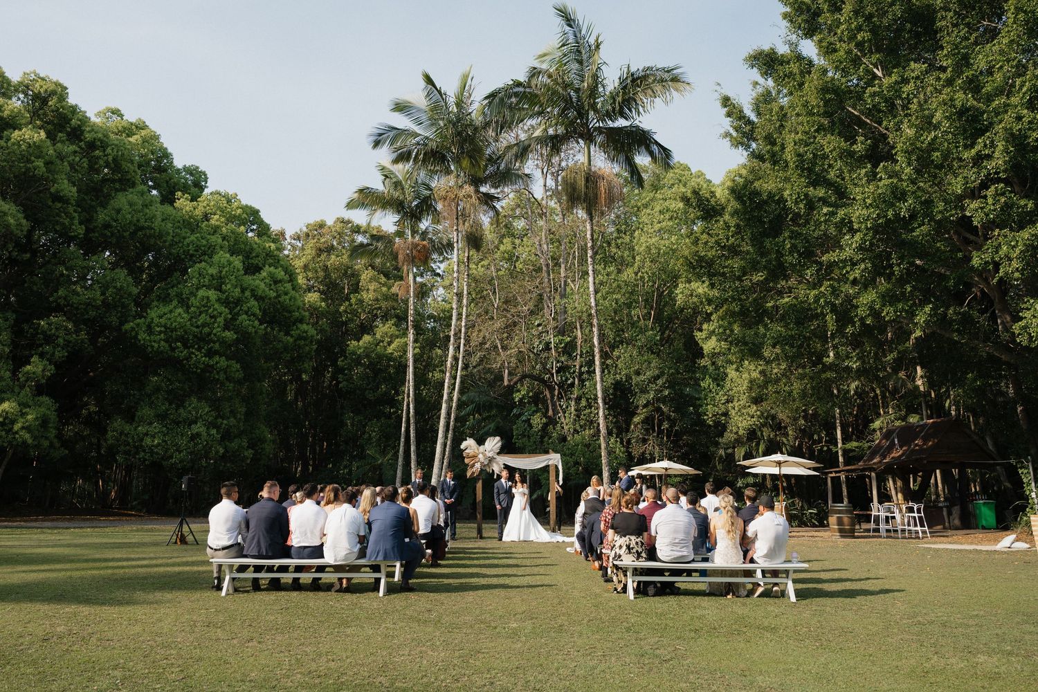 wedding ceremony by Darwin wedding photographer – Weddings by Shiv