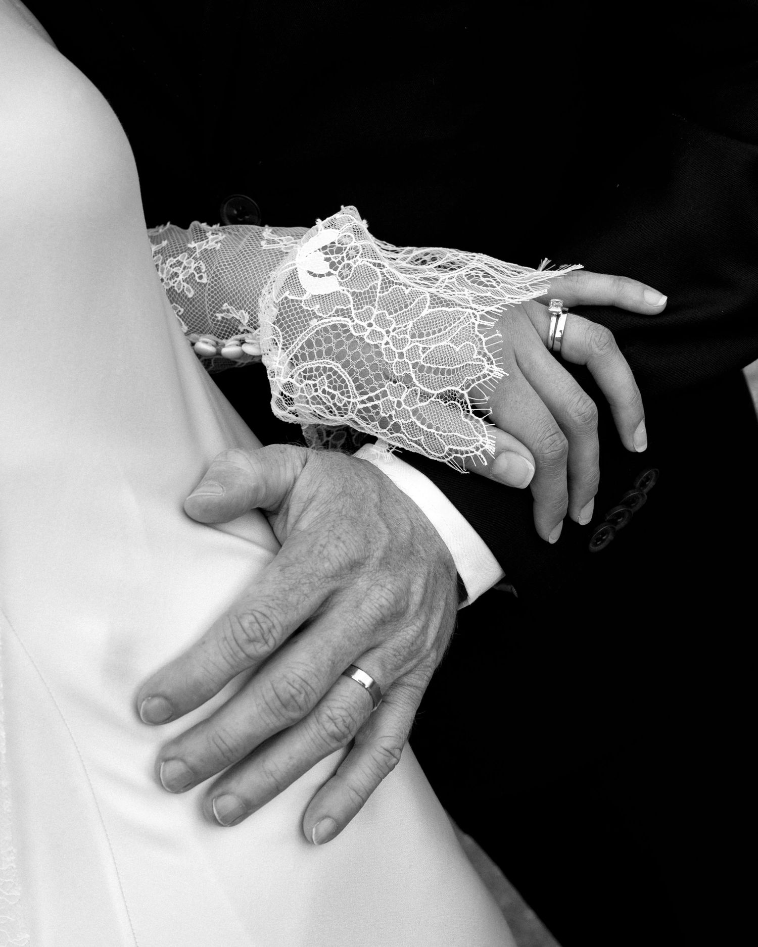 black and white detail photo by Darwin wedding photographer – Weddings by Shiv
