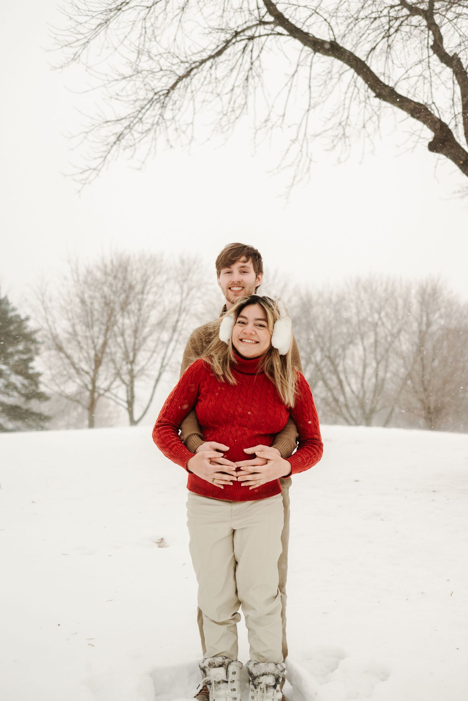 couple's outdoor photoshoot in Burnsville Minnesota