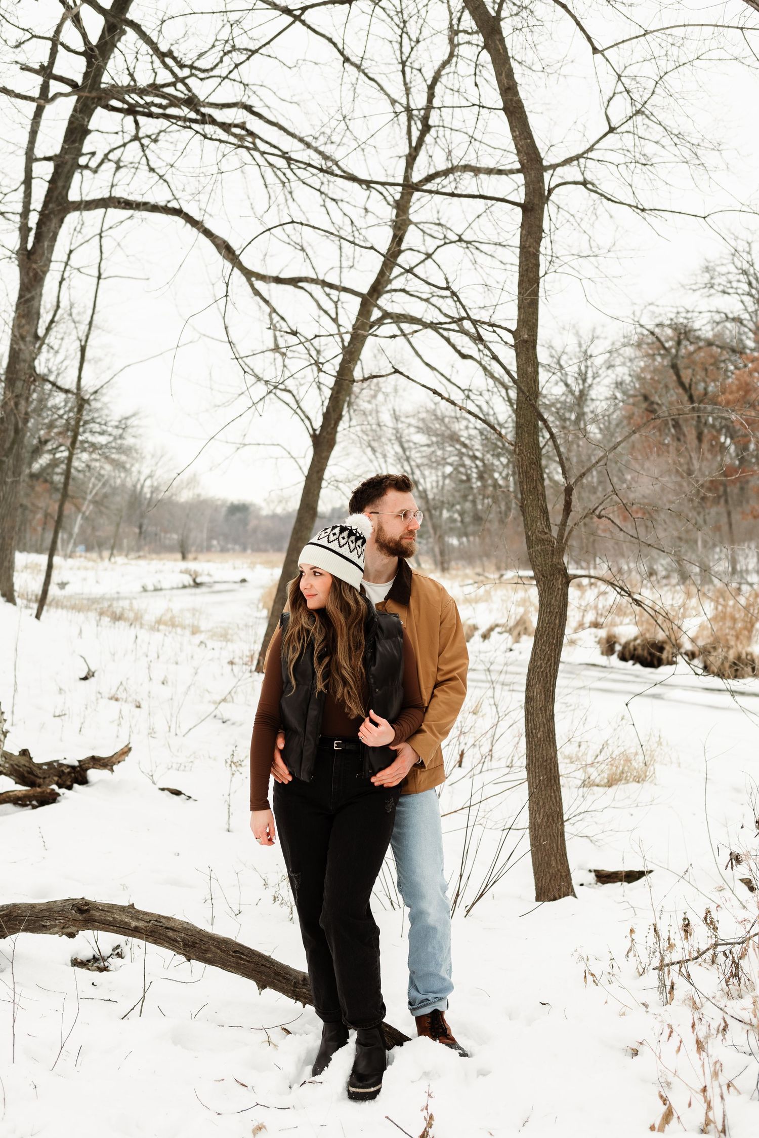 couples outdoor photoshoot at big willow park plymouth minnesota