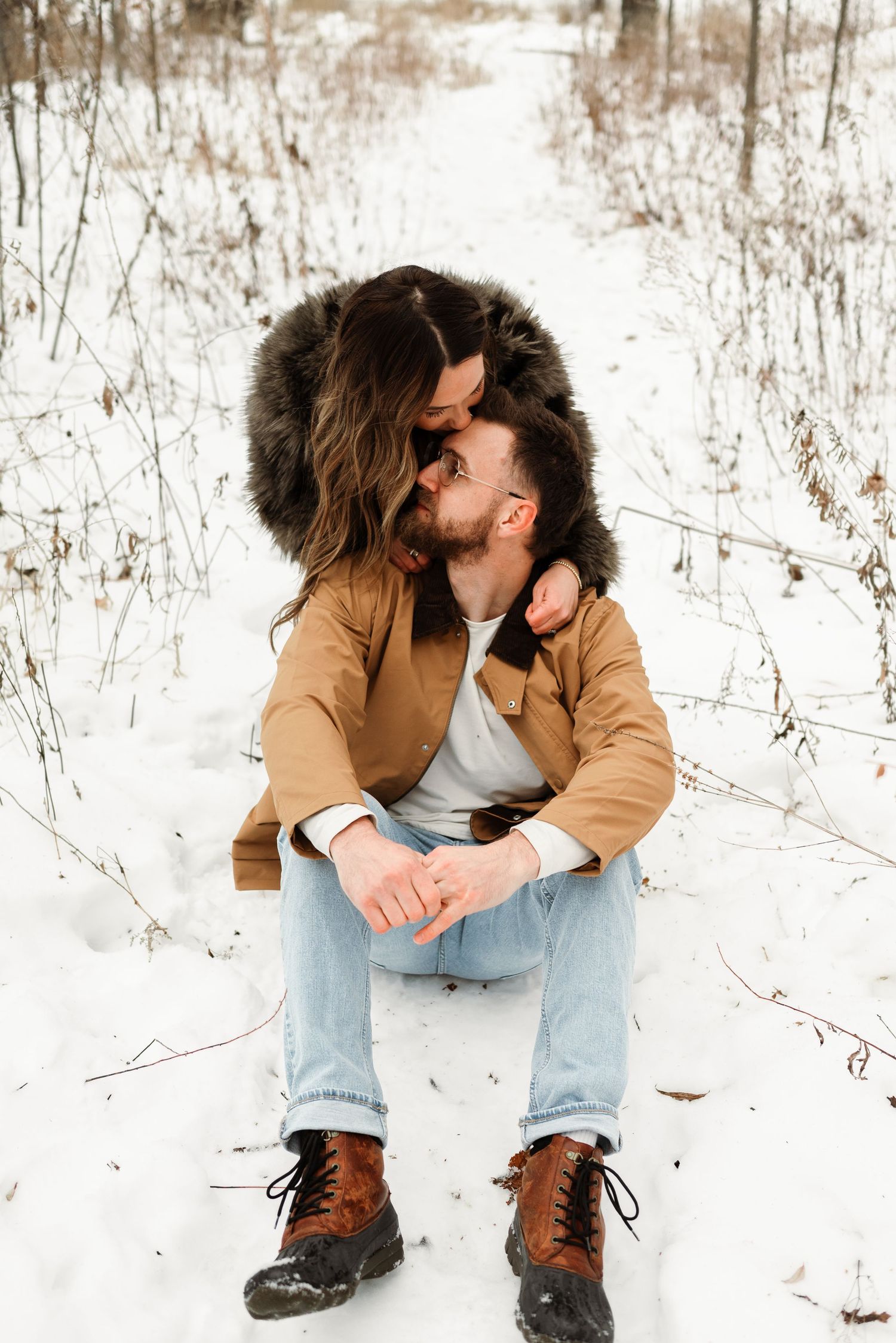 couples outdoor photoshoot at big willow park plymouth minnesota