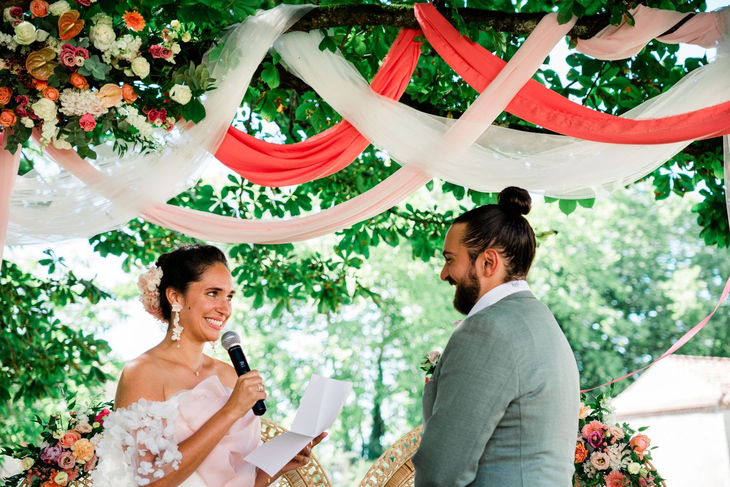 Un Mariage à la décoration « DIY » élégant et coloré