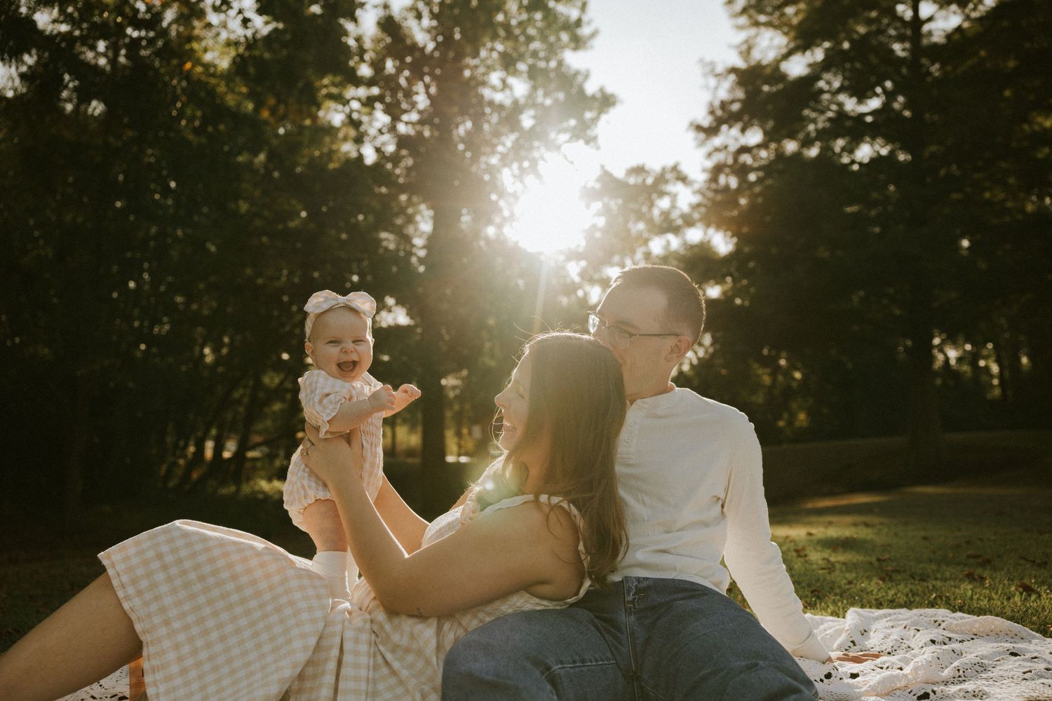 Simple, timeless family session created with natural light