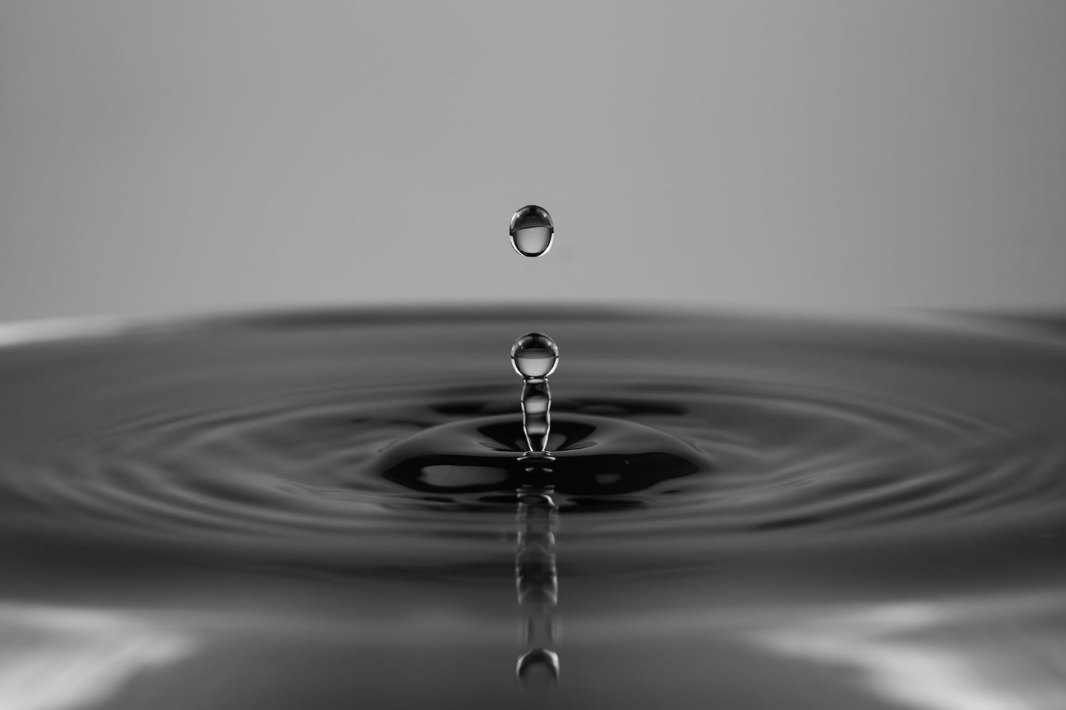 Drop Motion series: Water drop, laser, and fog art photography