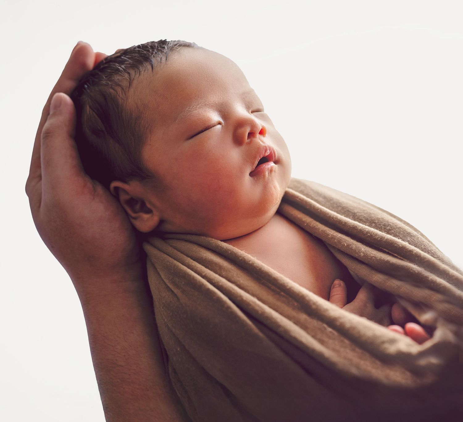 Sleeping newborn baby portrait – natural newborn photography Auckland North Shore