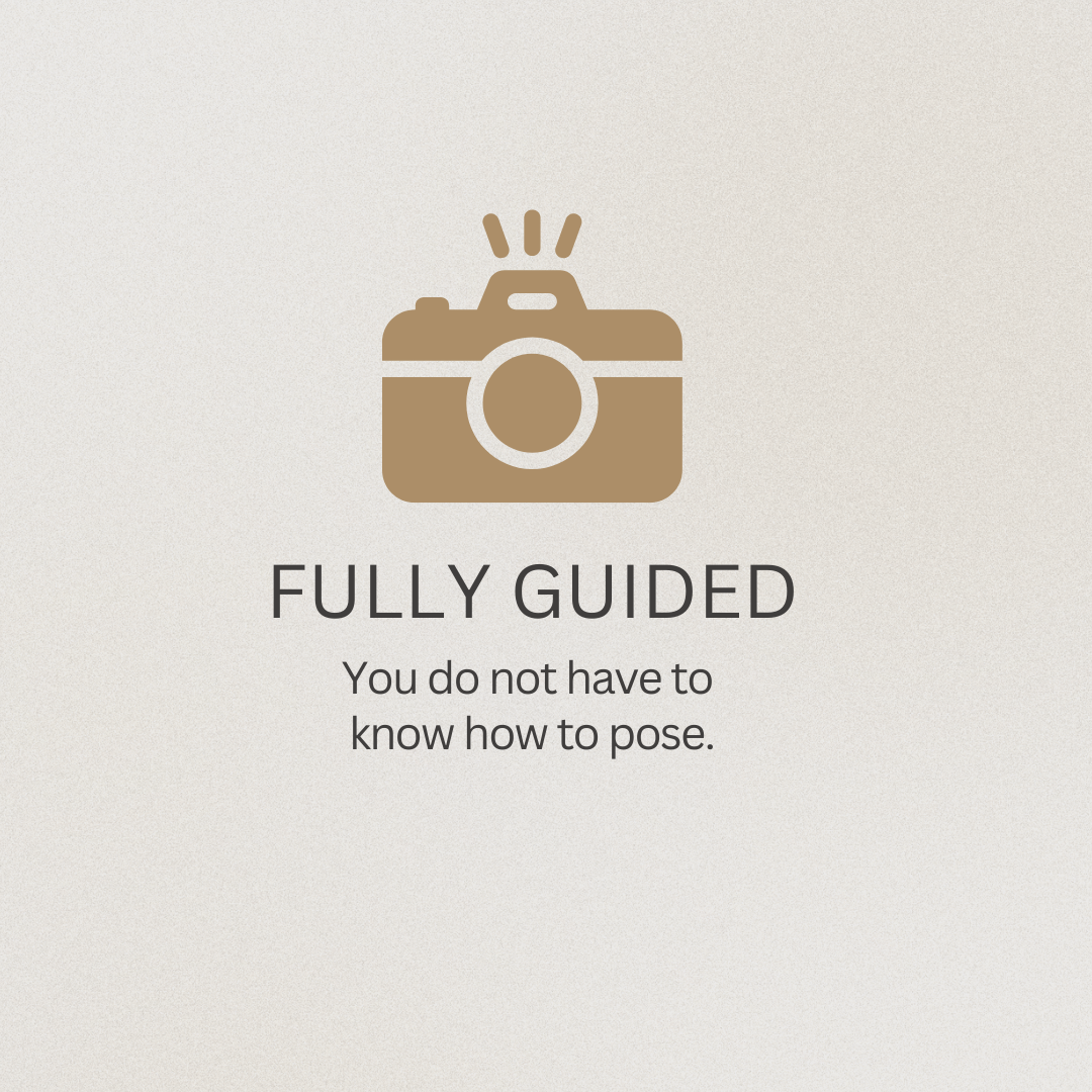 Gold camera icon with text promoting fully guided photography sessions where posing knowledge is not required.