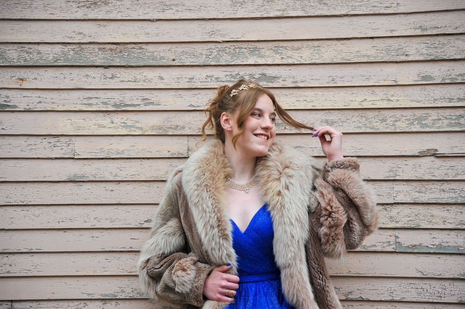 Laura Smiley Photography Lifestyle Graduation Camrose