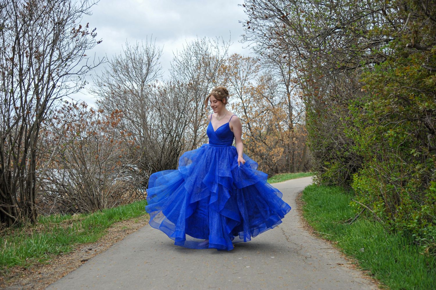Laura Smiley Photography Lifestyle Graduation Camrose