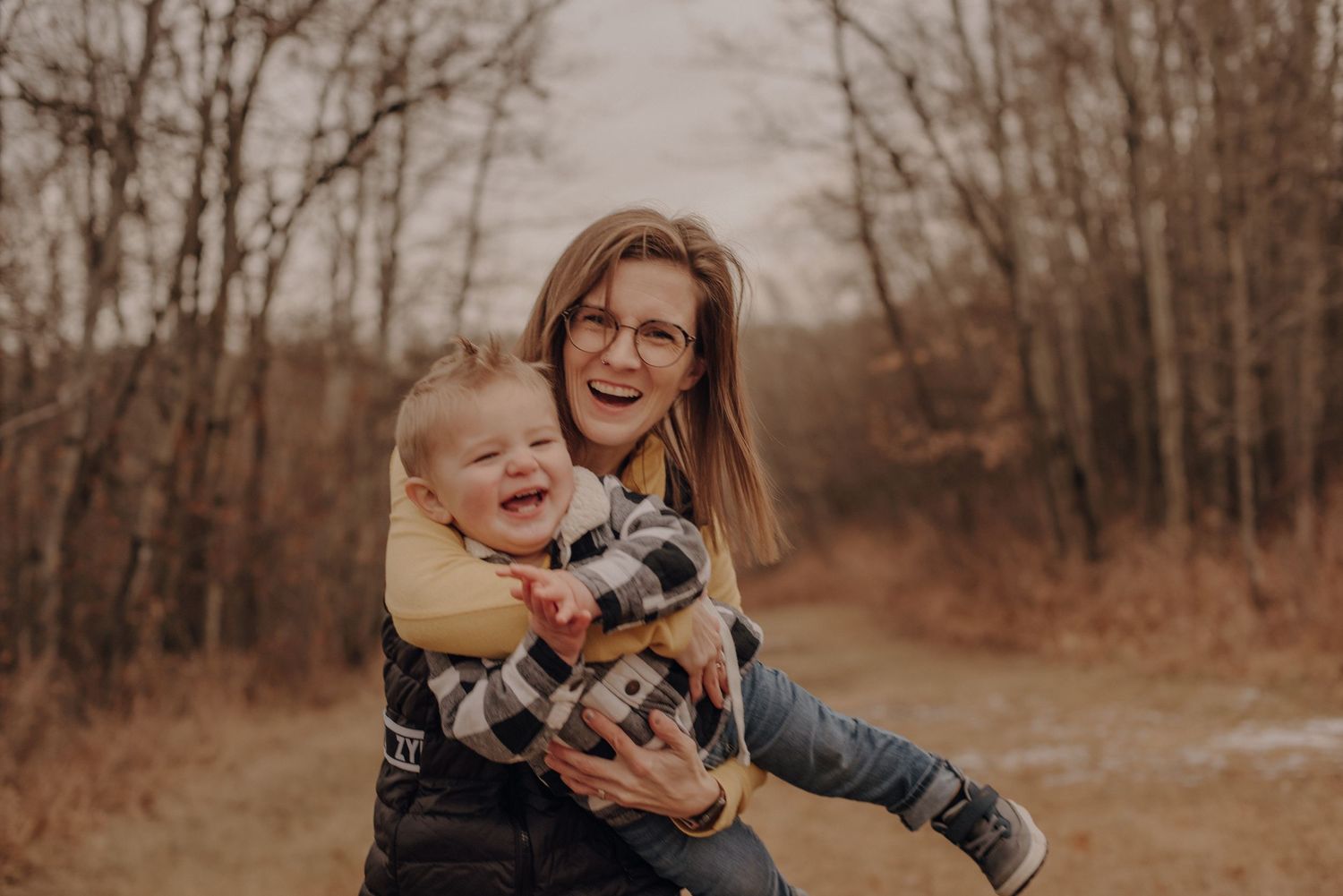 Laura Smiley Photography About Laura Camrose