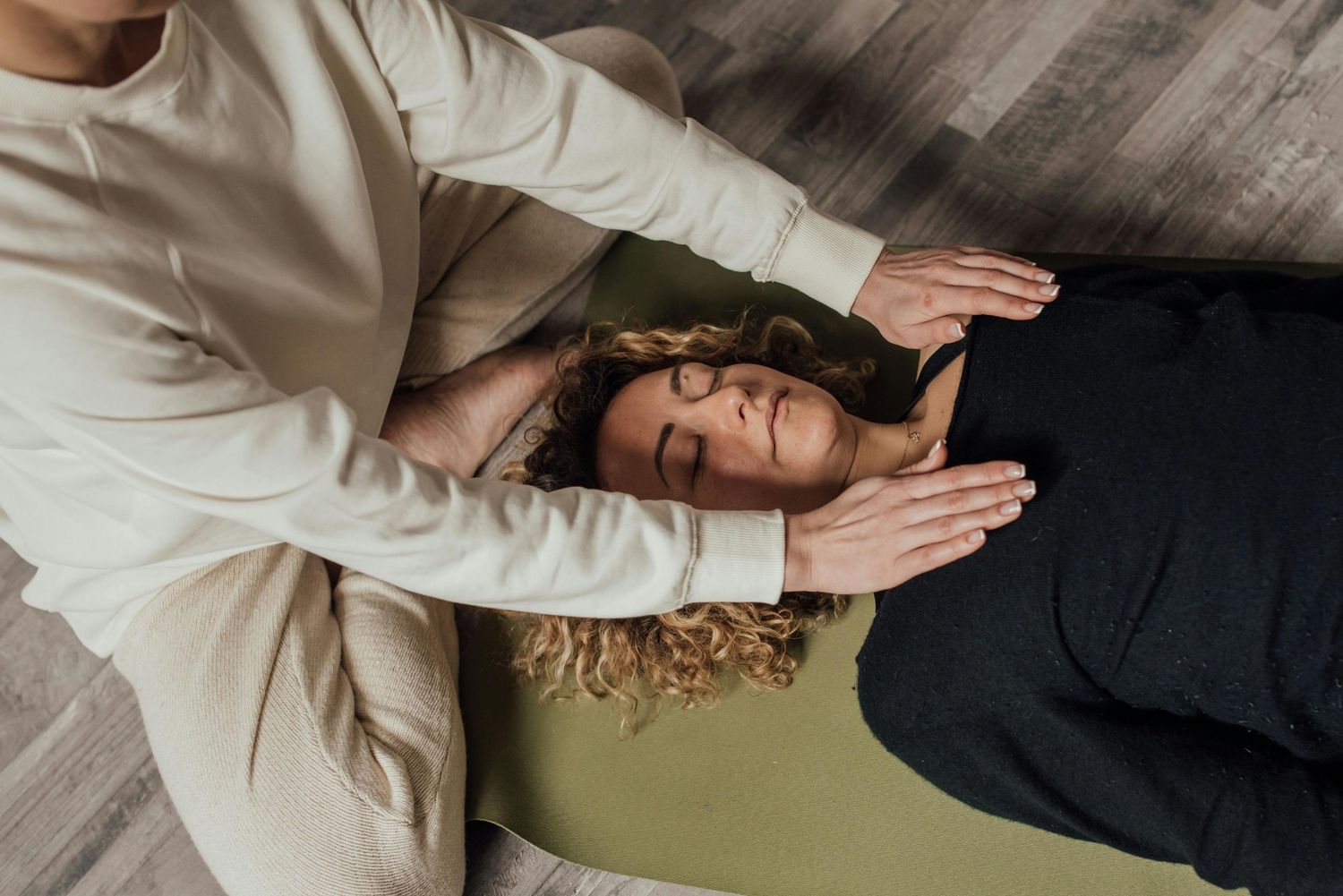 Denver private yoga and reiki practitioner