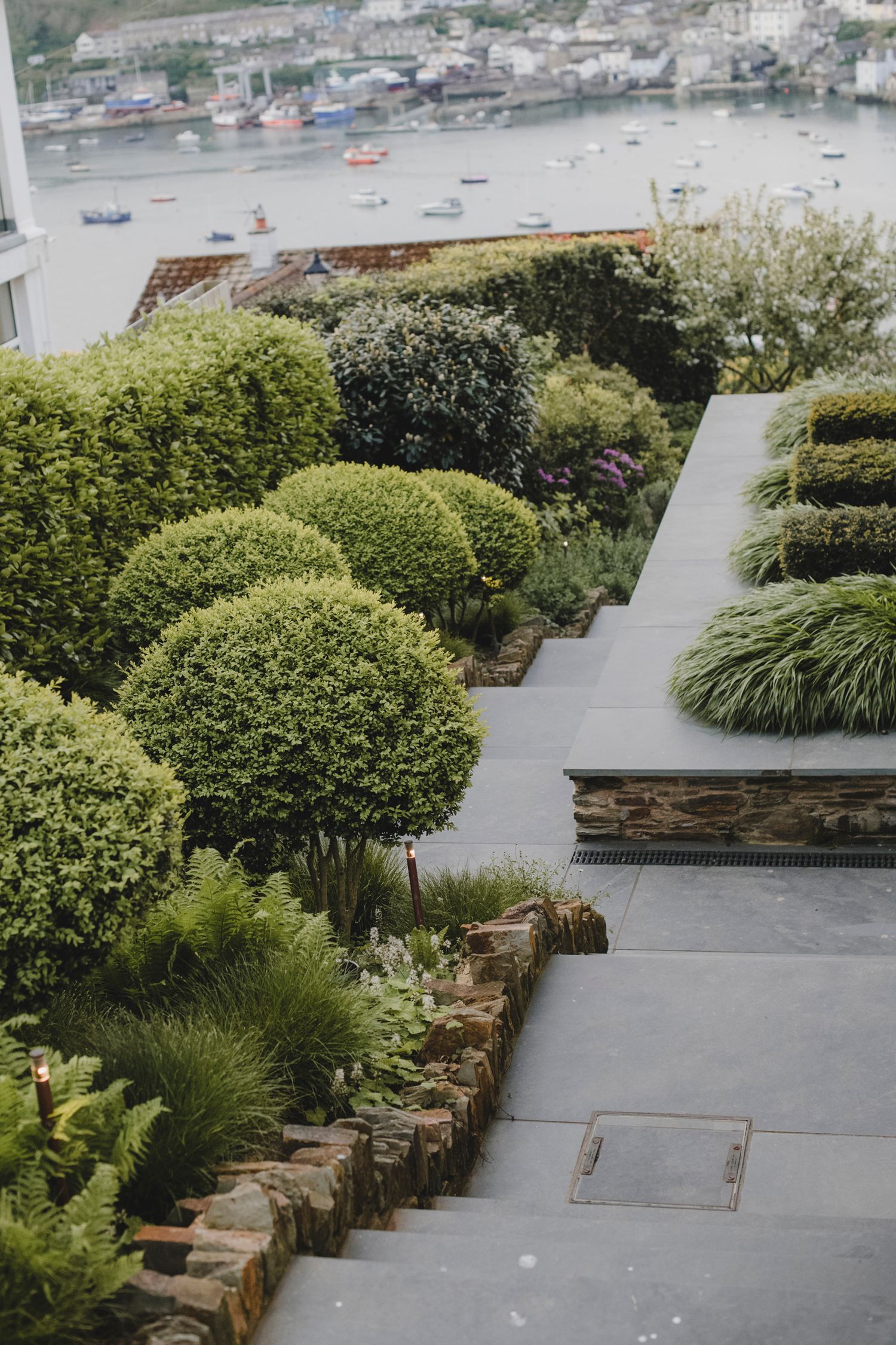 Garden Landscape Photography - Darren Hawkes Garden Design