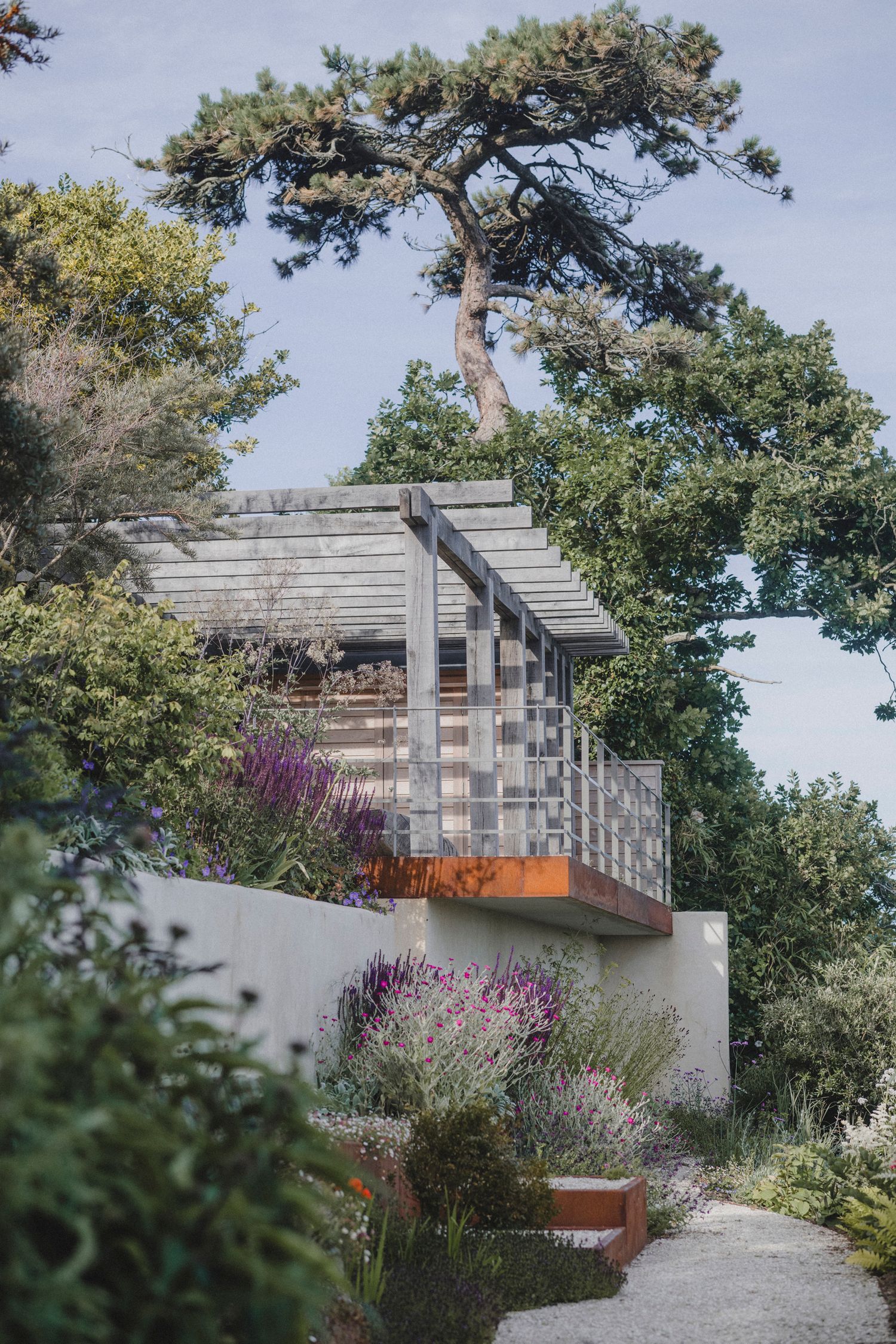 Garden Landscape Photography - Darren Hawkes Garden Design