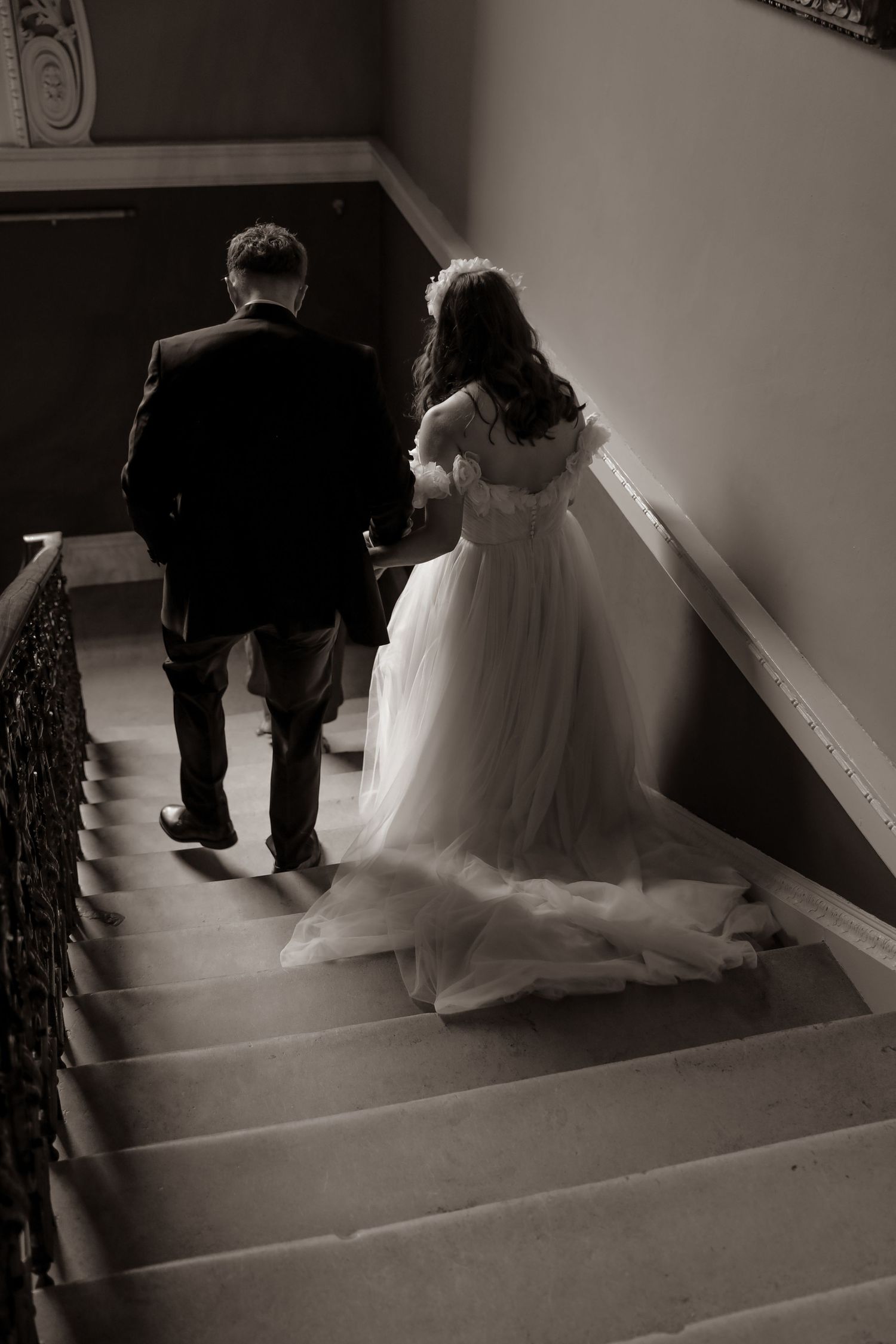 ALILOPHOTO Ali Lomas Derbyshire Photographer Editorial Wedding Photography