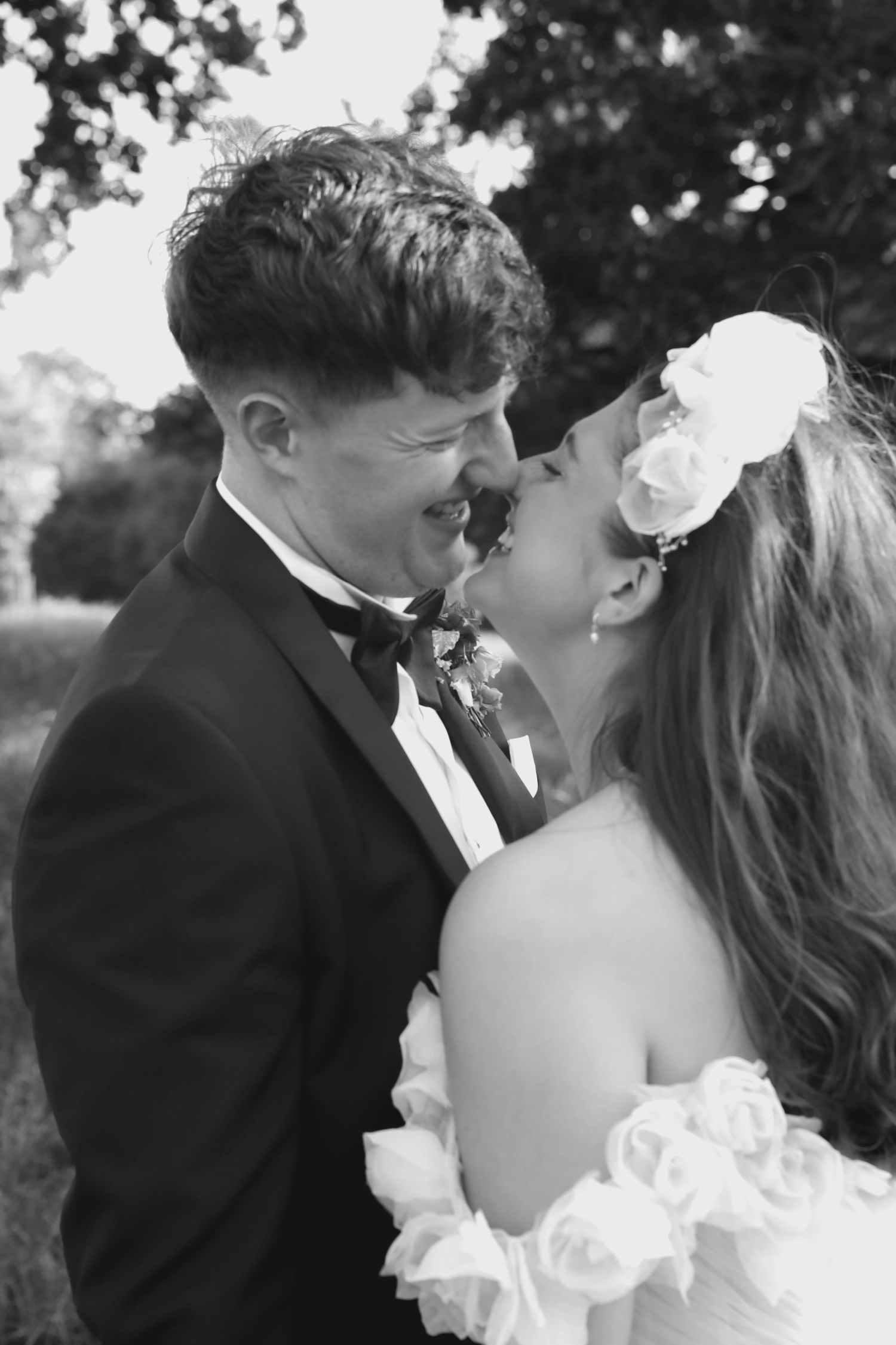 ALILOPHOTO Ali Lomas Derbyshire Photographer Wedding Photography