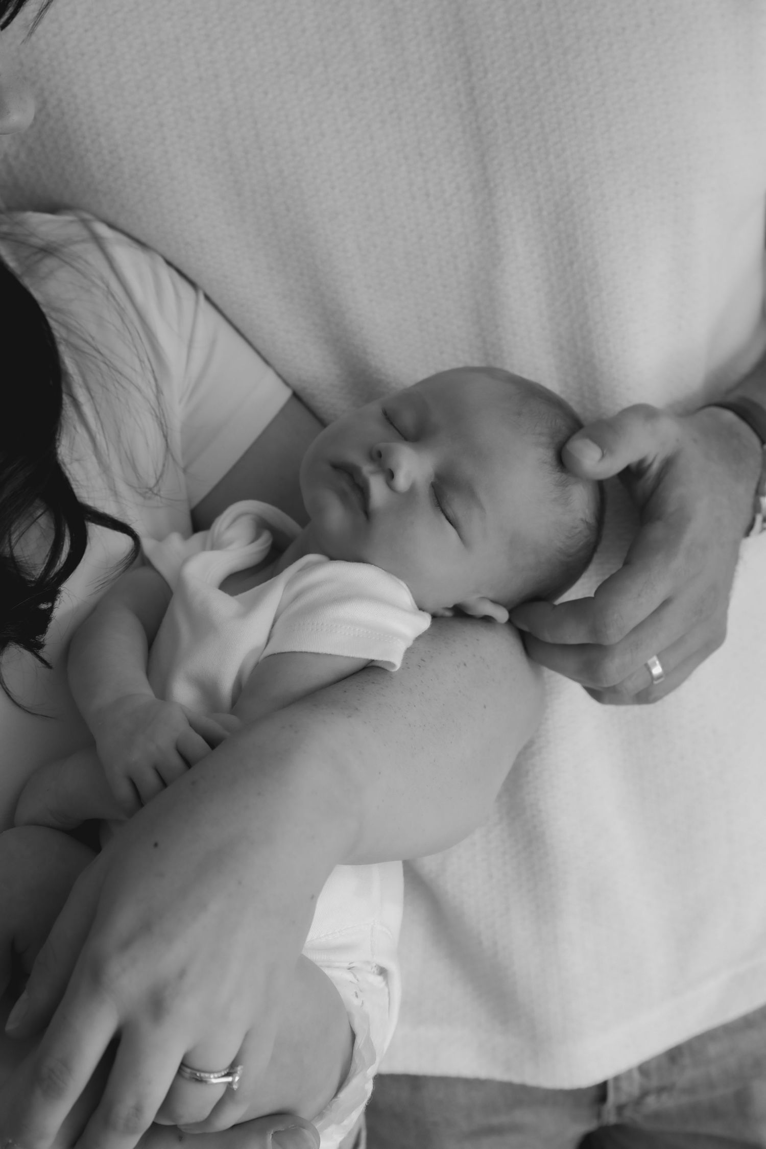 ALILOPHOTO DERBYSHIRE BASED NEWBORN PHOTOGRAPHER FAMILY PHOTOGRAPHY NEWBORN PHOTOGRAPHY