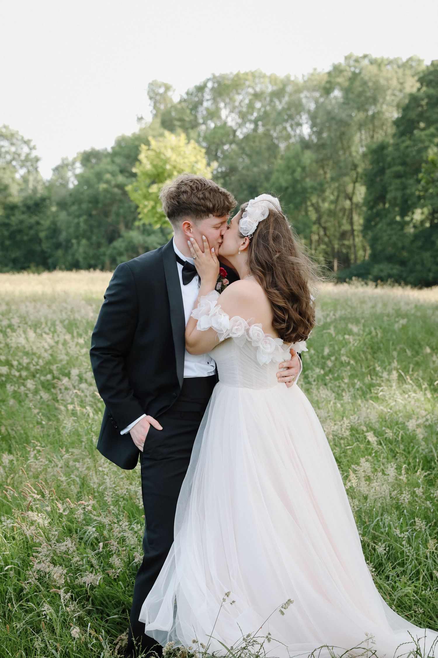 ALILOPHOTO Ali Lomas Derbyshire Photographer Editorial Wedding Photography