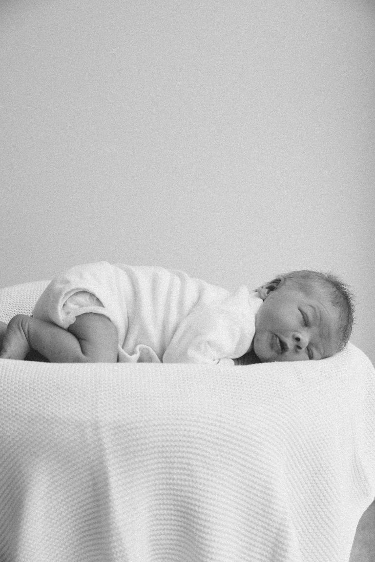 newborn photographer derby