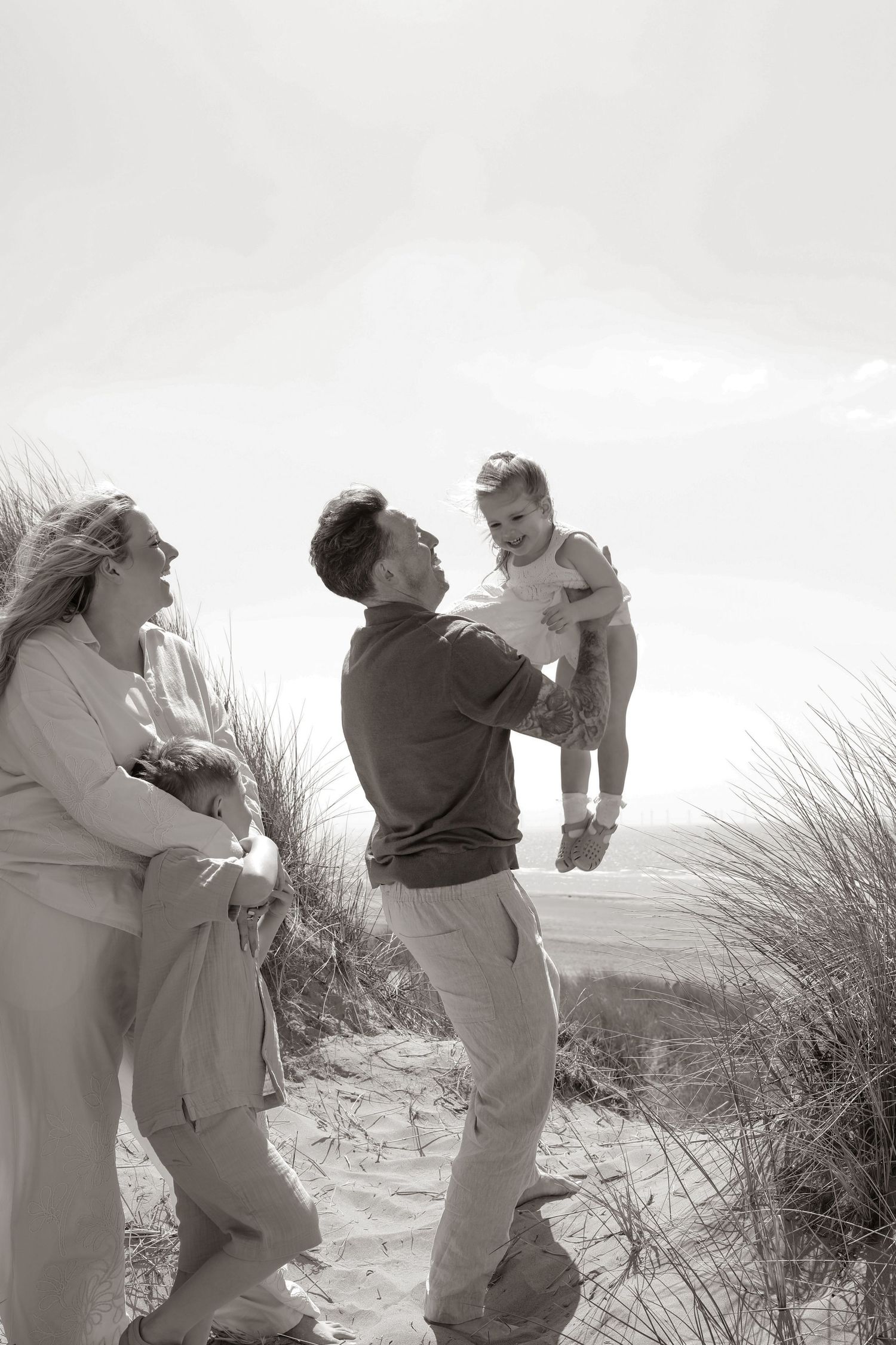 ALILOPHOTO
Derbyshire based photographer
Family photo session
Family photographer
Family photography
