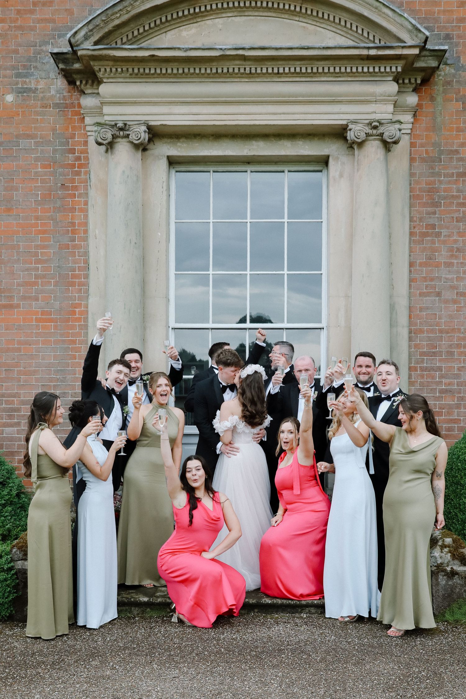 ALILOPHOTO Ali Lomas Derbyshire Photographer Editorial Wedding Photography