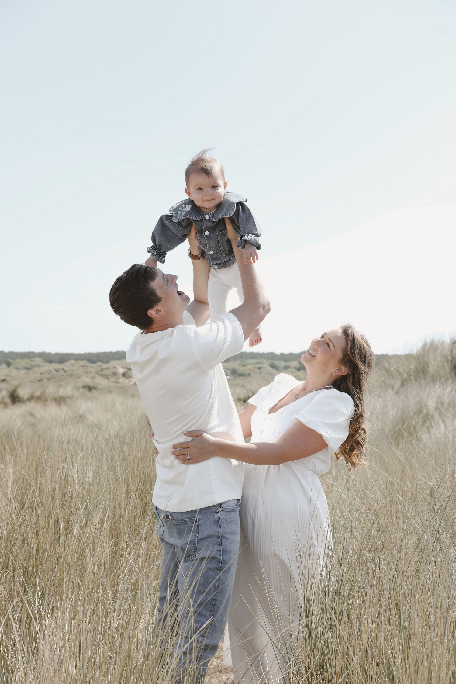 ALILOPHOTO
Derbyshire based photographer
Family photo session
Family photographer
Family photography