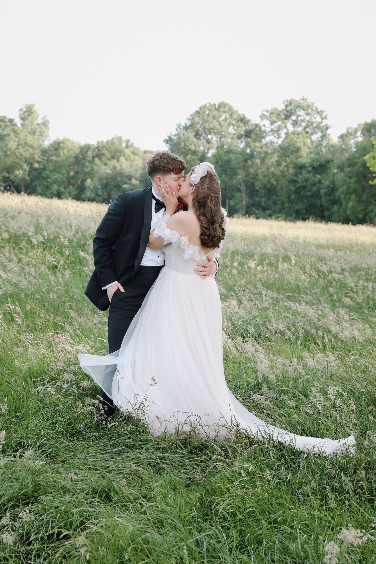 ALILOPHOTO Ali Lomas Derbyshire Photographer Editorial Wedding Photography