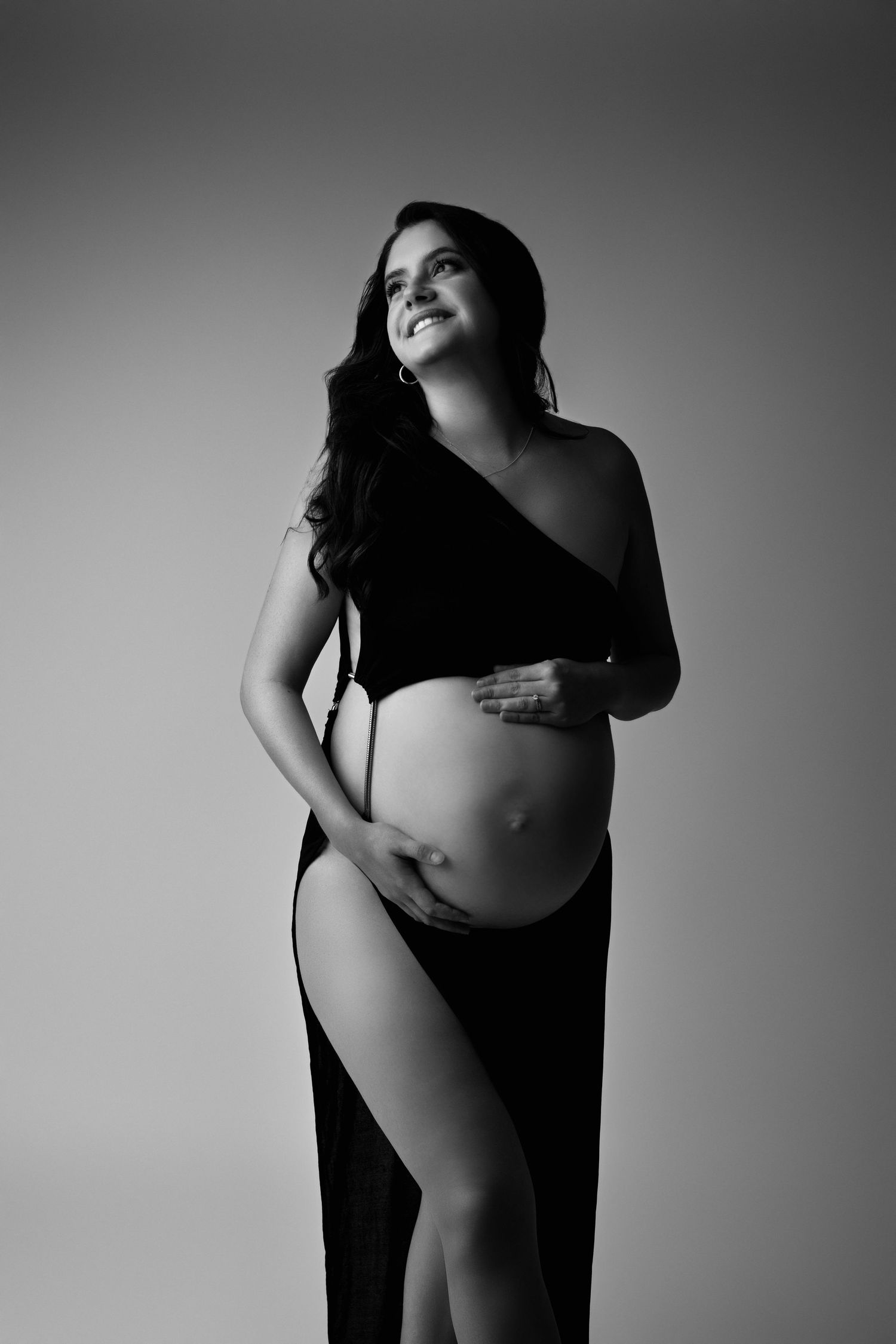 Connecticut Maternity Photographer, Rhode Island Photographer, NYC Maternity, Boston maternity Photography CT black and white maternity MA