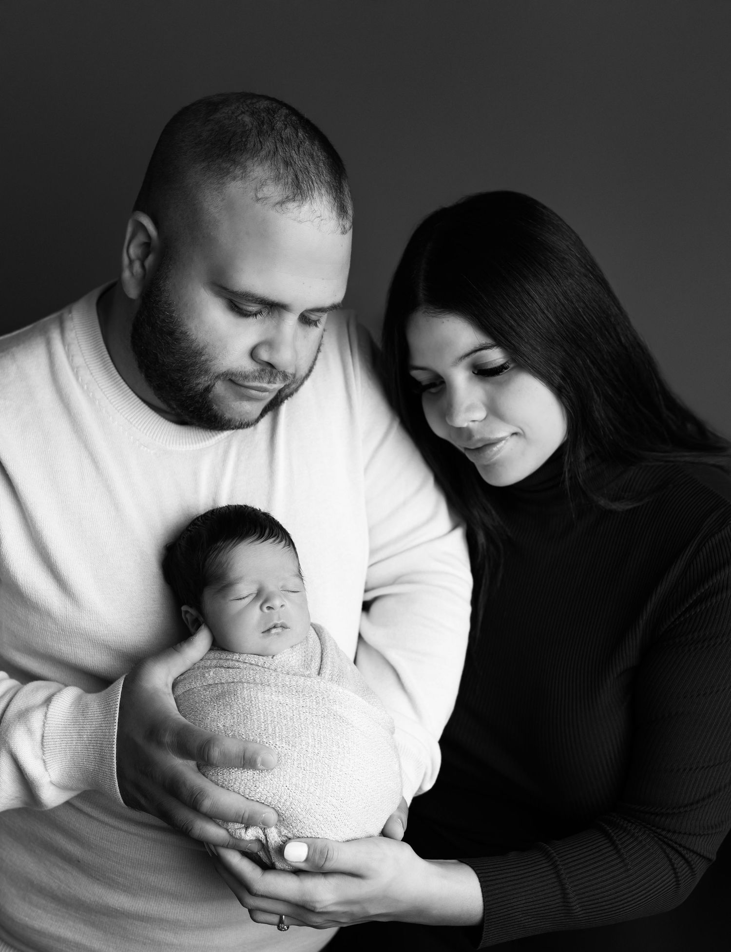 Connecticut Maternity Photographer, Rhode Island Photographer, NYC Maternity, Boston maternity Photography CT black and white maternity MA