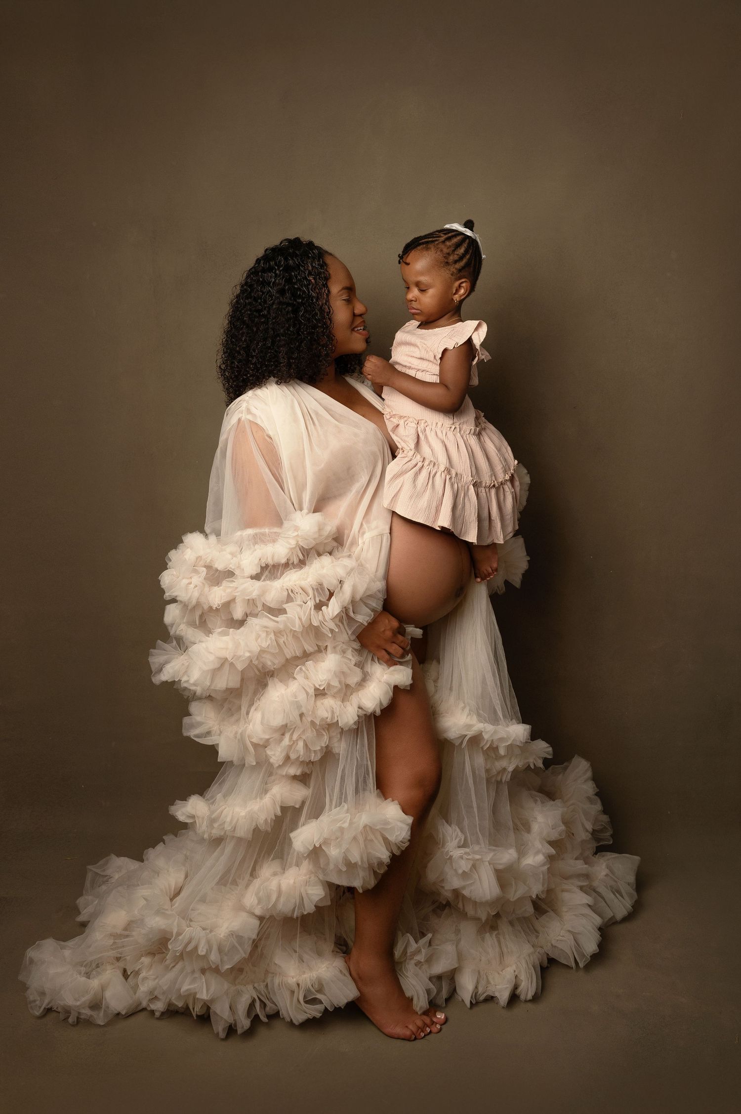 Connecticut Maternity Photographer, Rhode Island Photographer, NYC Maternity, Boston maternity Photography CT black and white maternity MA