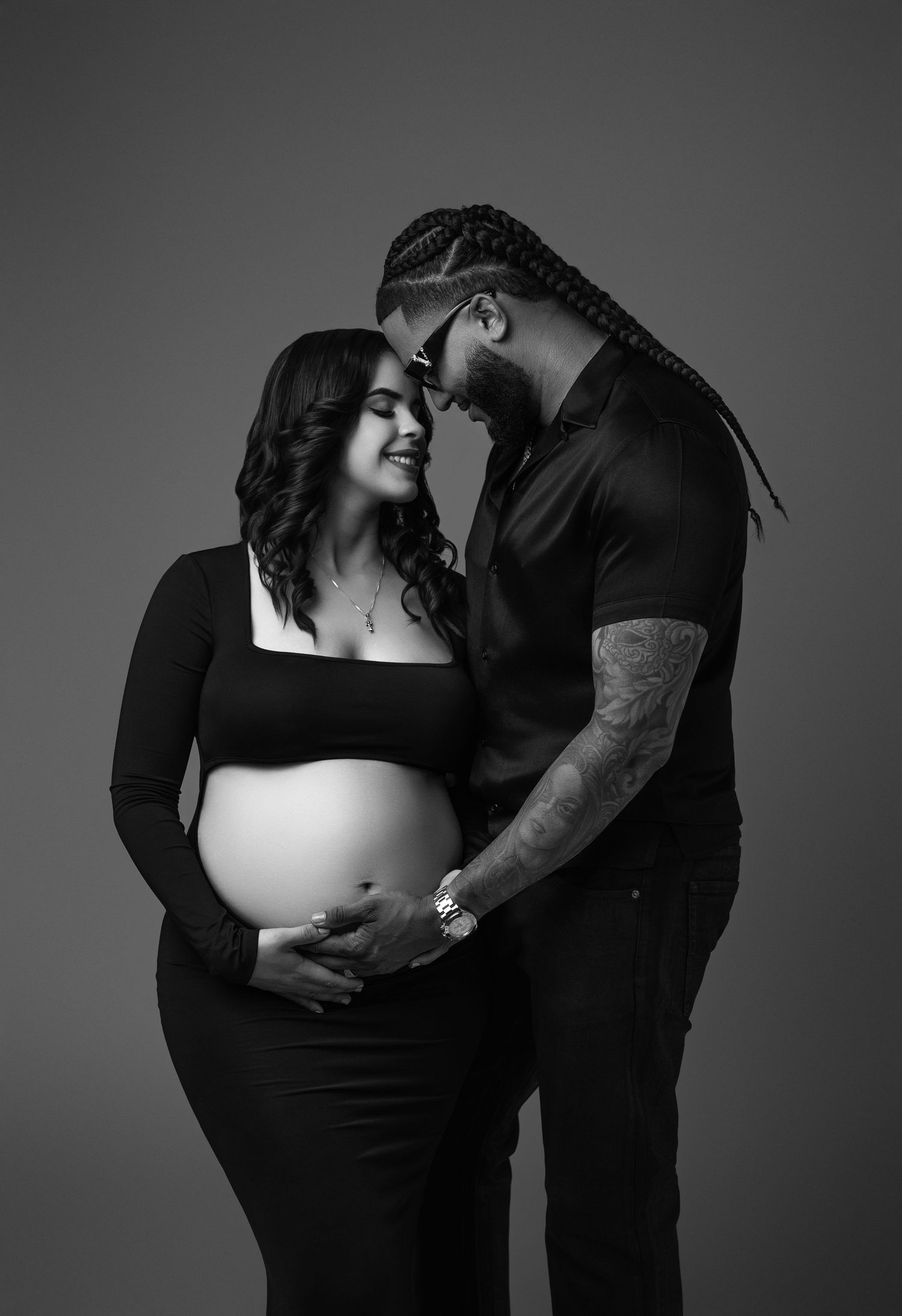 Connecticut Maternity Photographer, Rhode Island Photographer, NYC Maternity, Boston maternity Photography CT black and white maternity MA