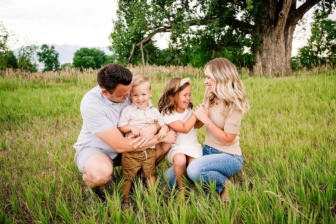 family photographer in cache valley
