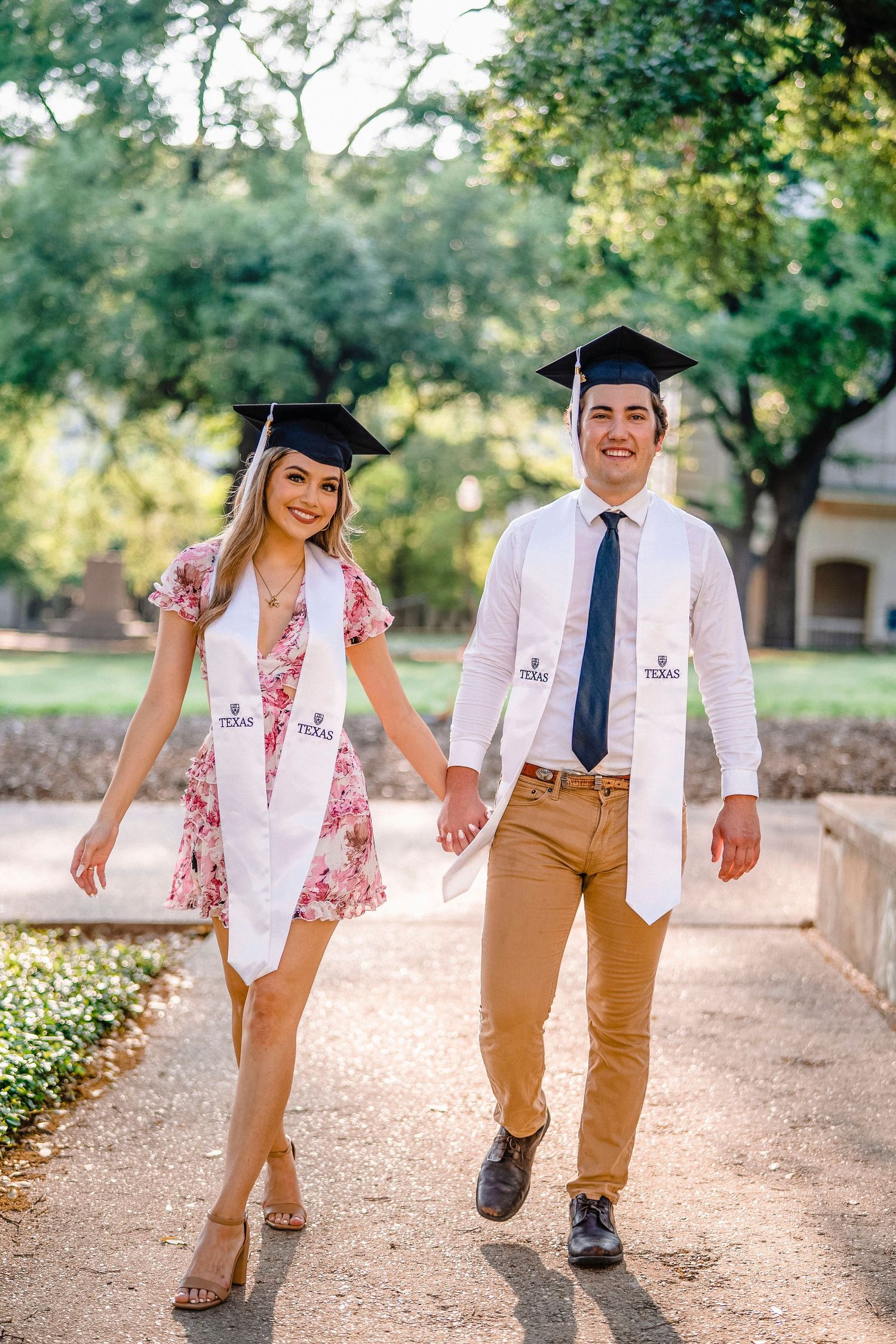 Couple, Ut graduate students