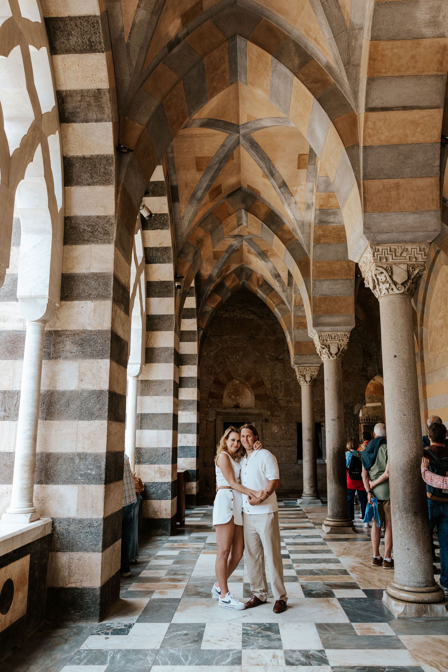 italy elopement in amalfi