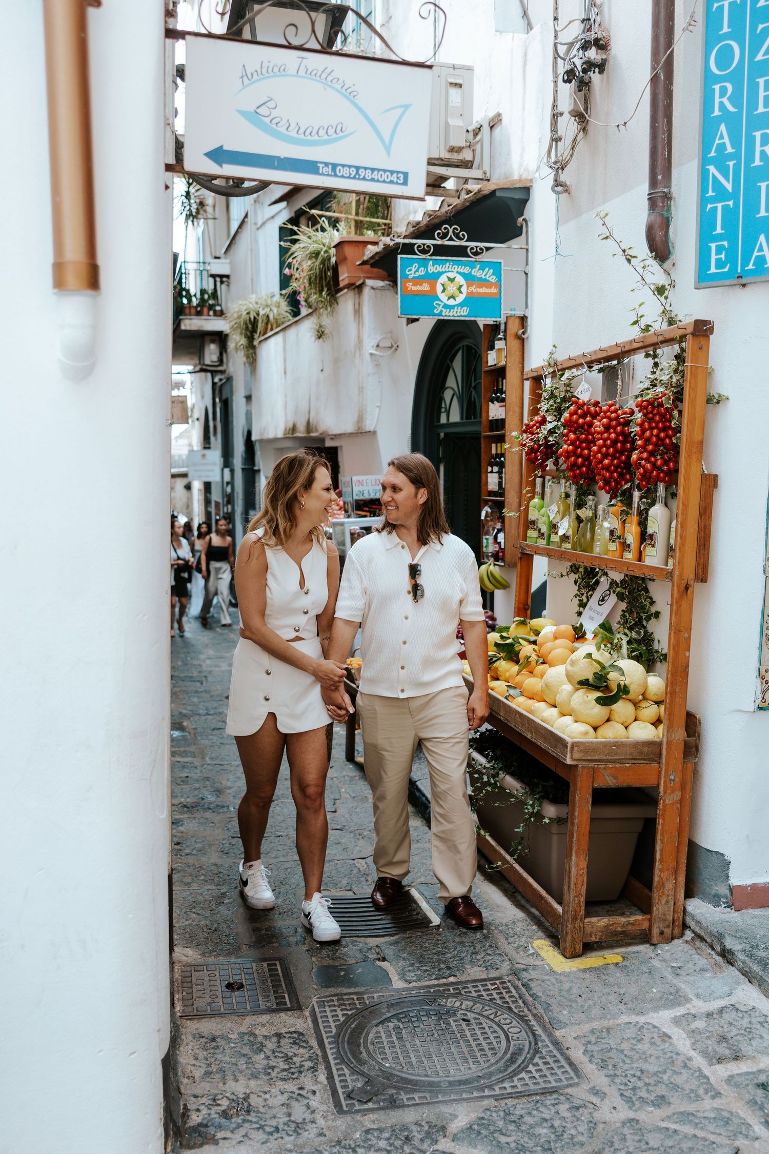 romantic italy elopement photographer. amalfi coast couples photoshoot
