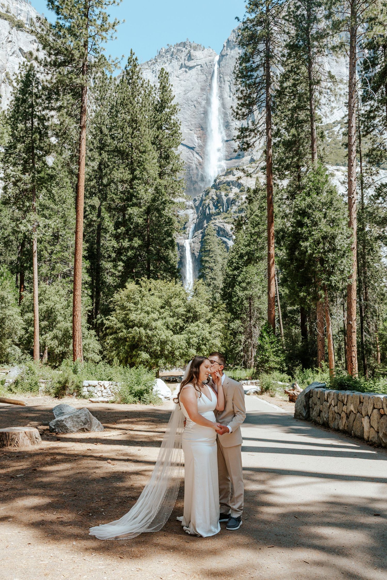 authentic yosemite elopement photographer