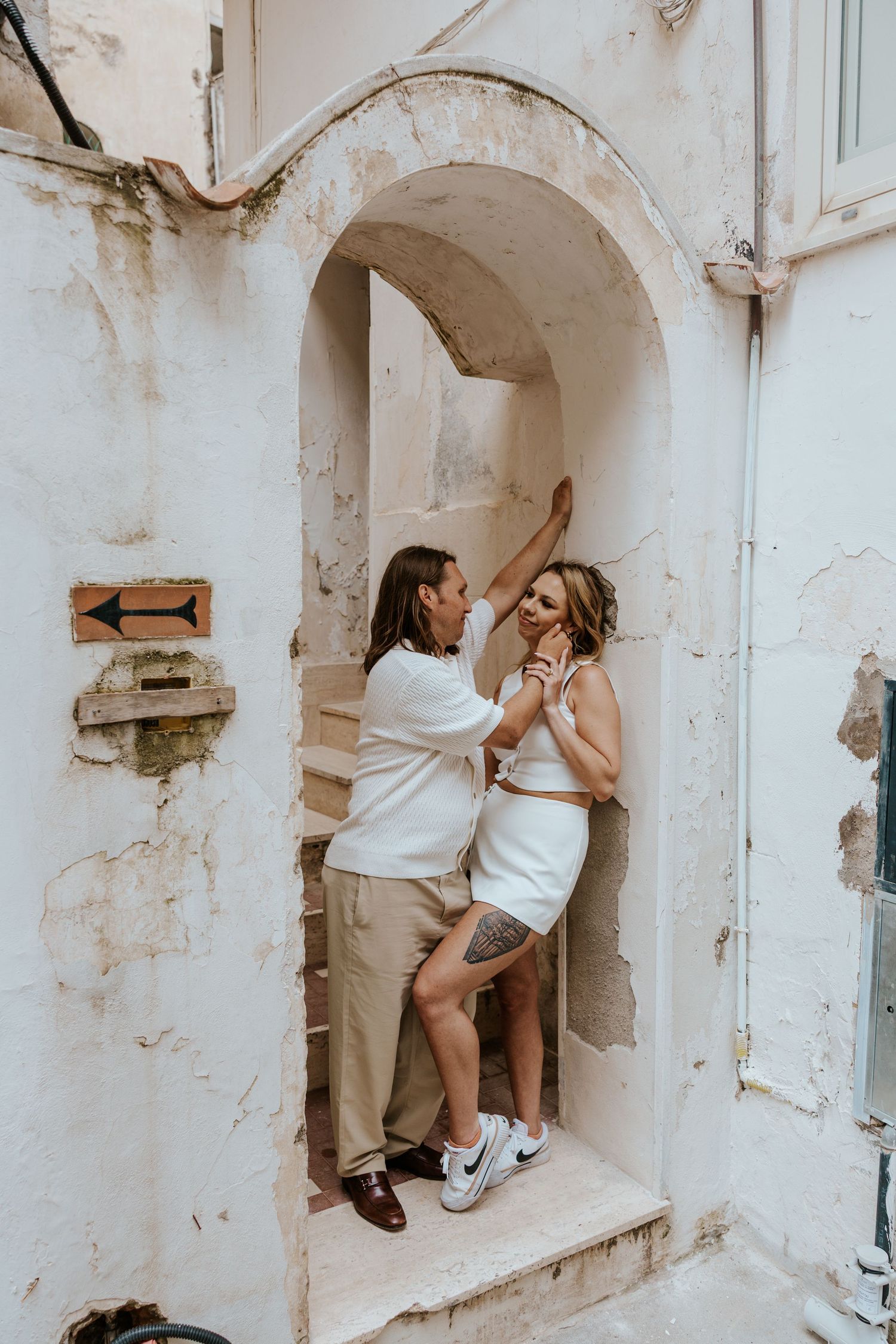 romantic amalfi italy elopement photographer